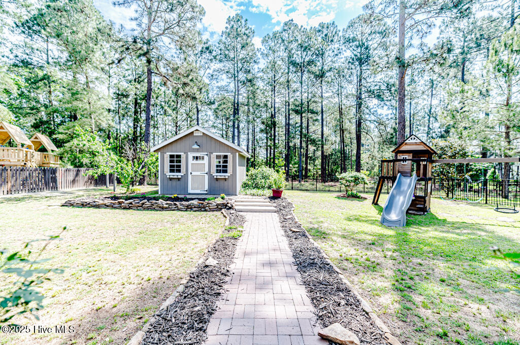 140 Leesville Loop