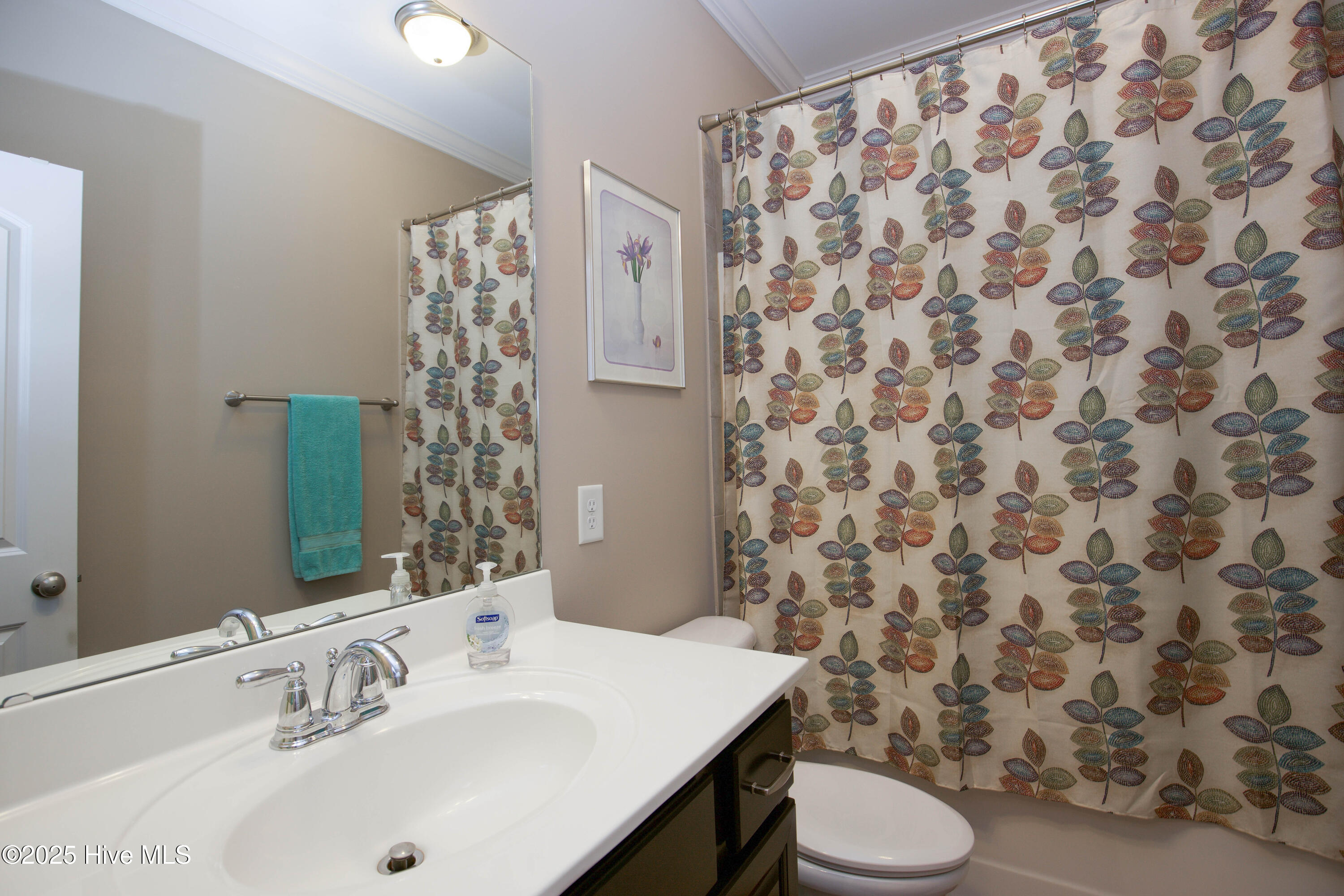 111 S Bracken Fern Lane