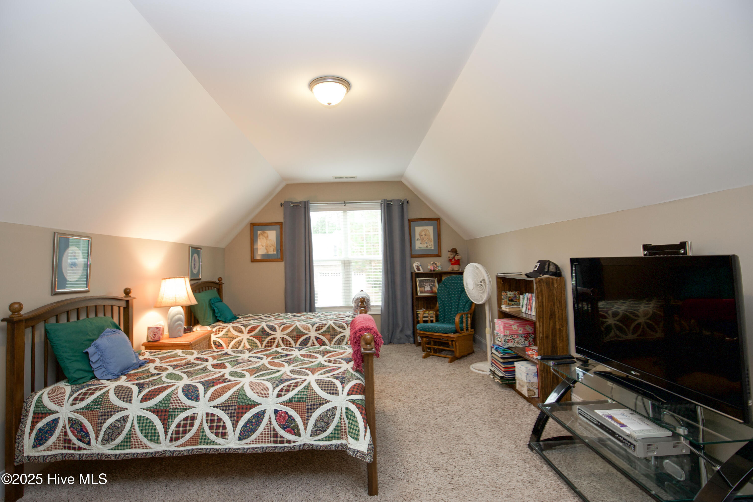 111 S Bracken Fern Lane