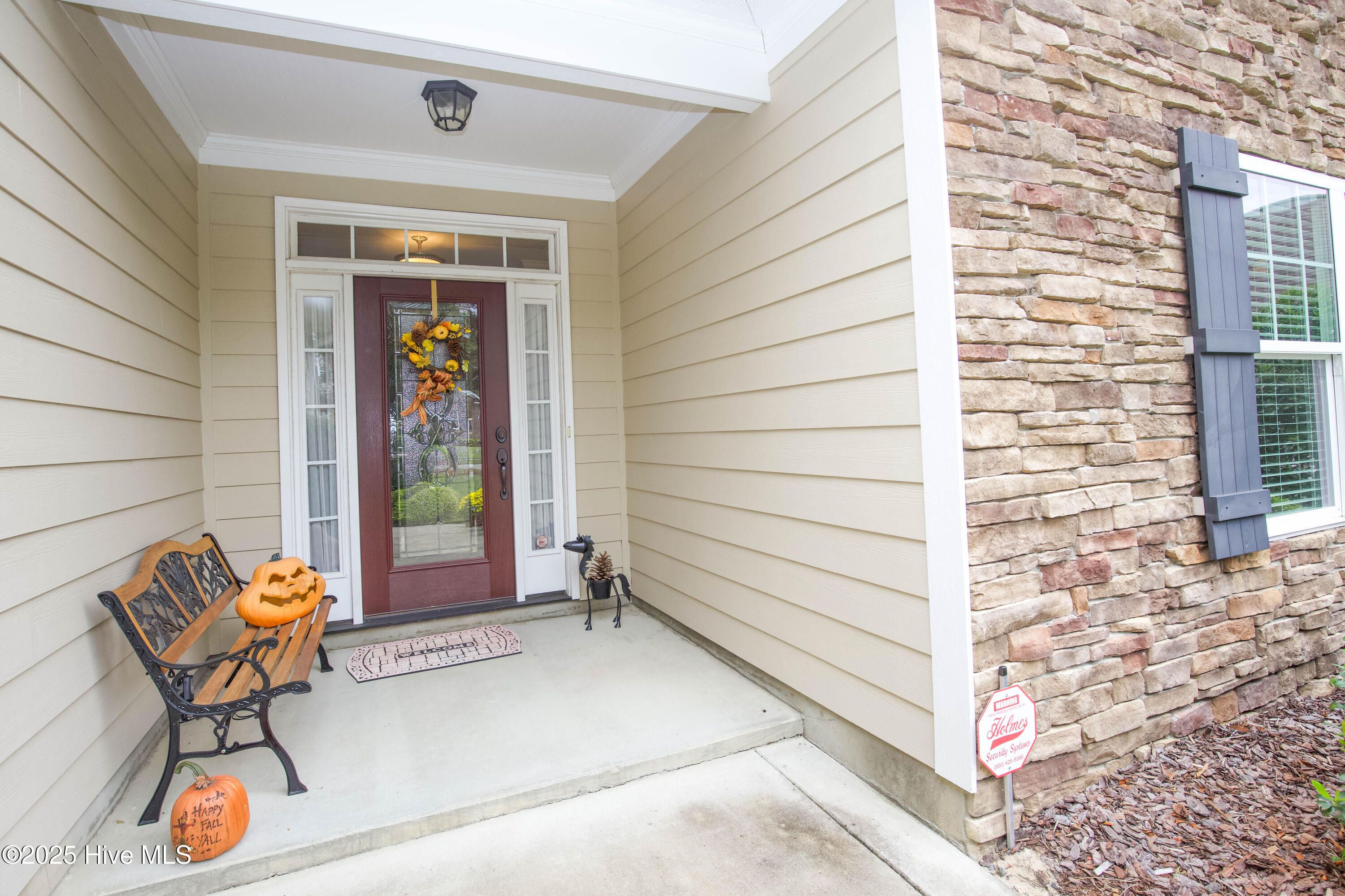 111 S Bracken Fern Lane