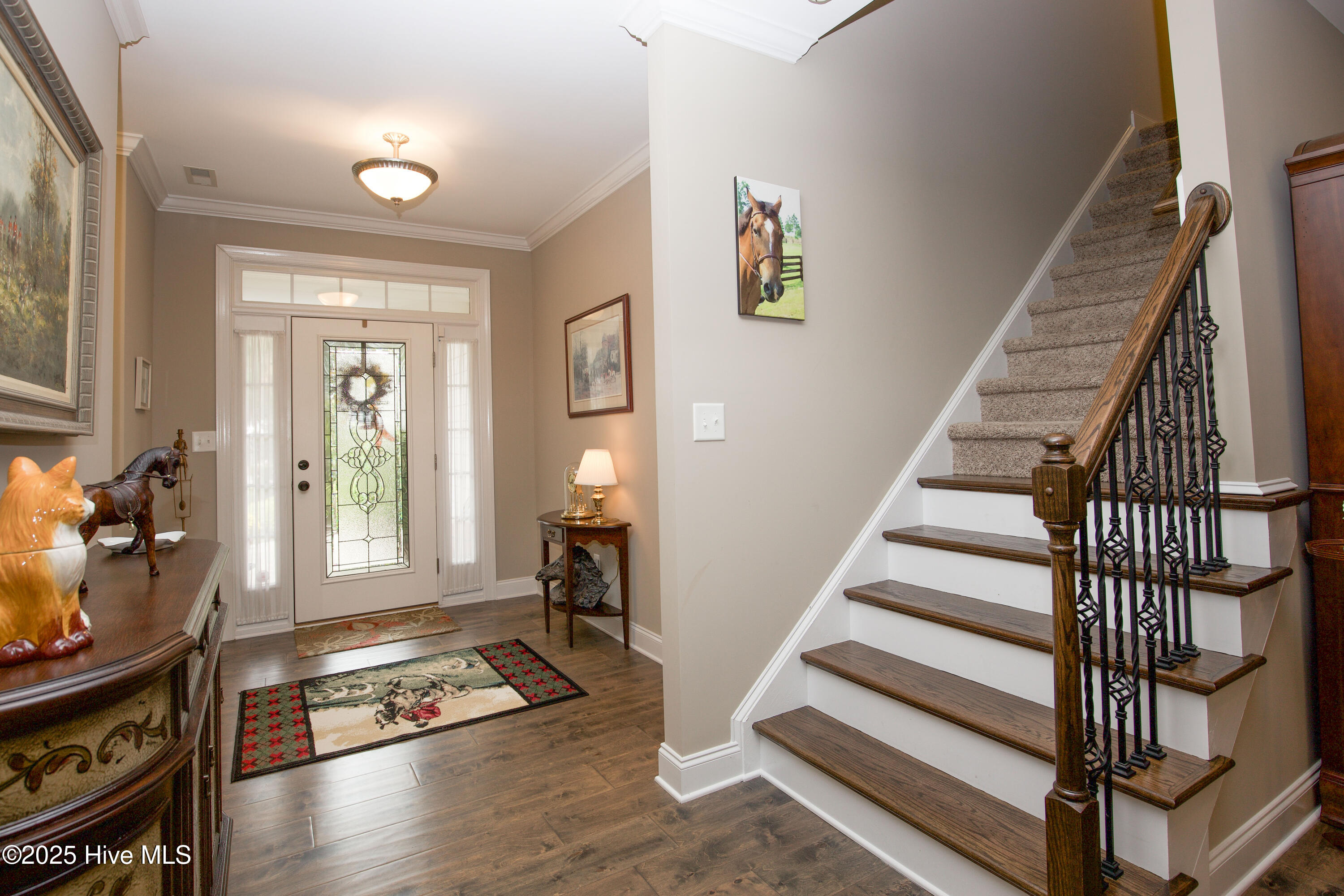 111 S Bracken Fern Lane