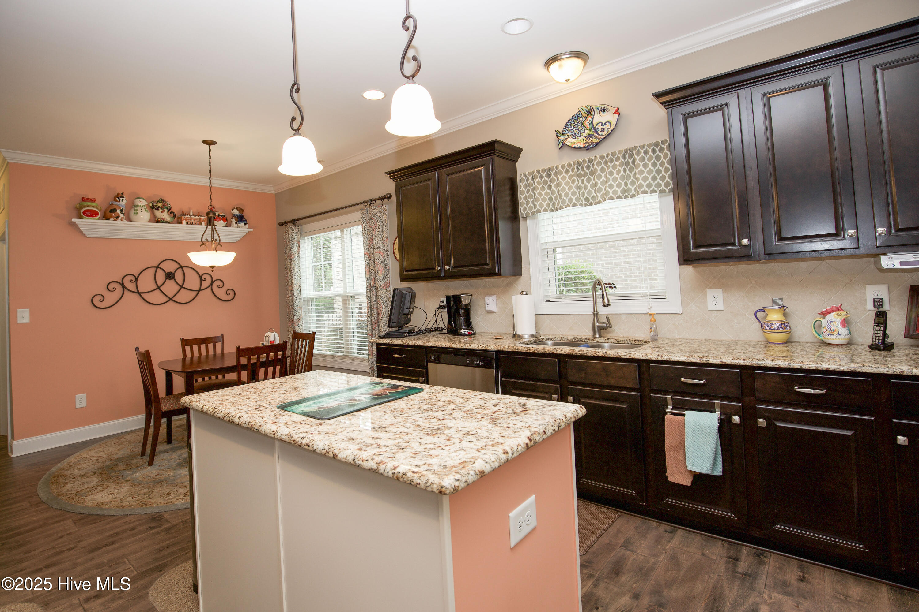 111 S Bracken Fern Lane