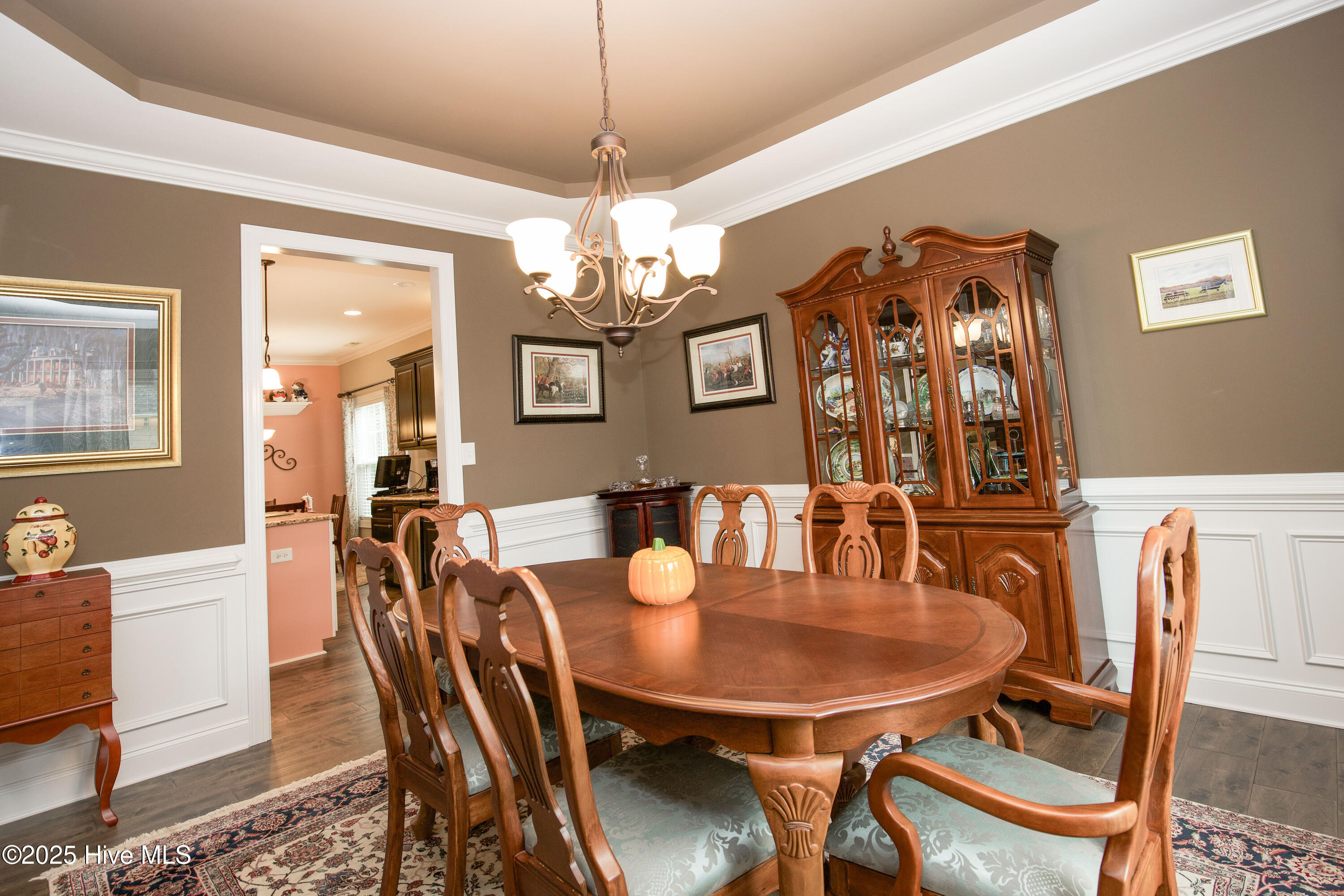 111 S Bracken Fern Lane