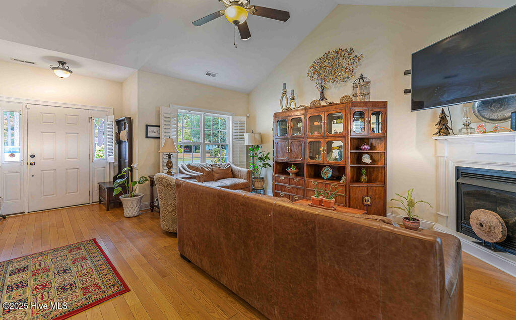 305 Thorne Road
