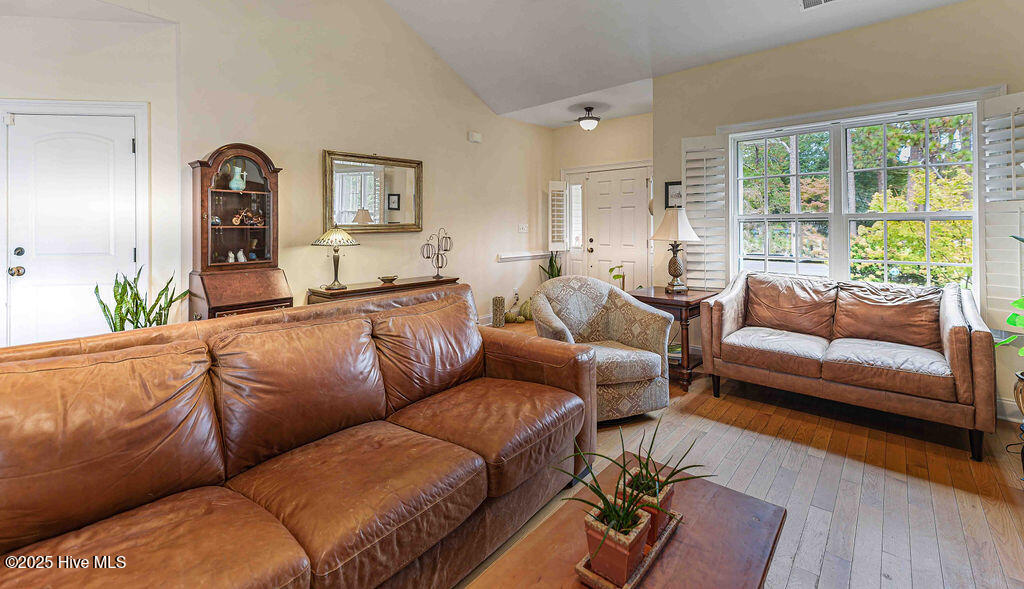 305 Thorne Road