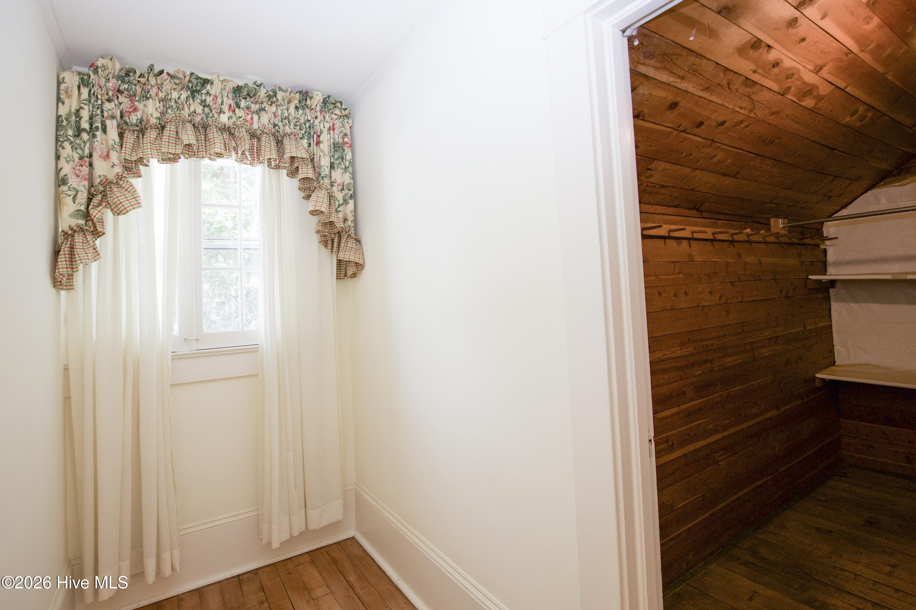 303 Mcreynolds Street