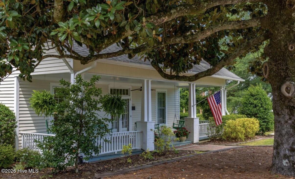 303 Mcreynolds Street