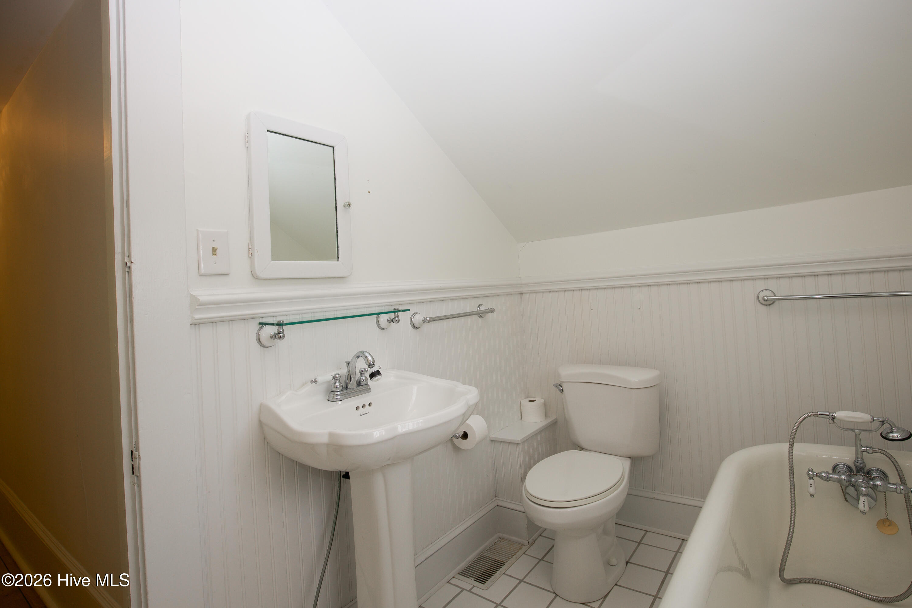 303 Mcreynolds Street