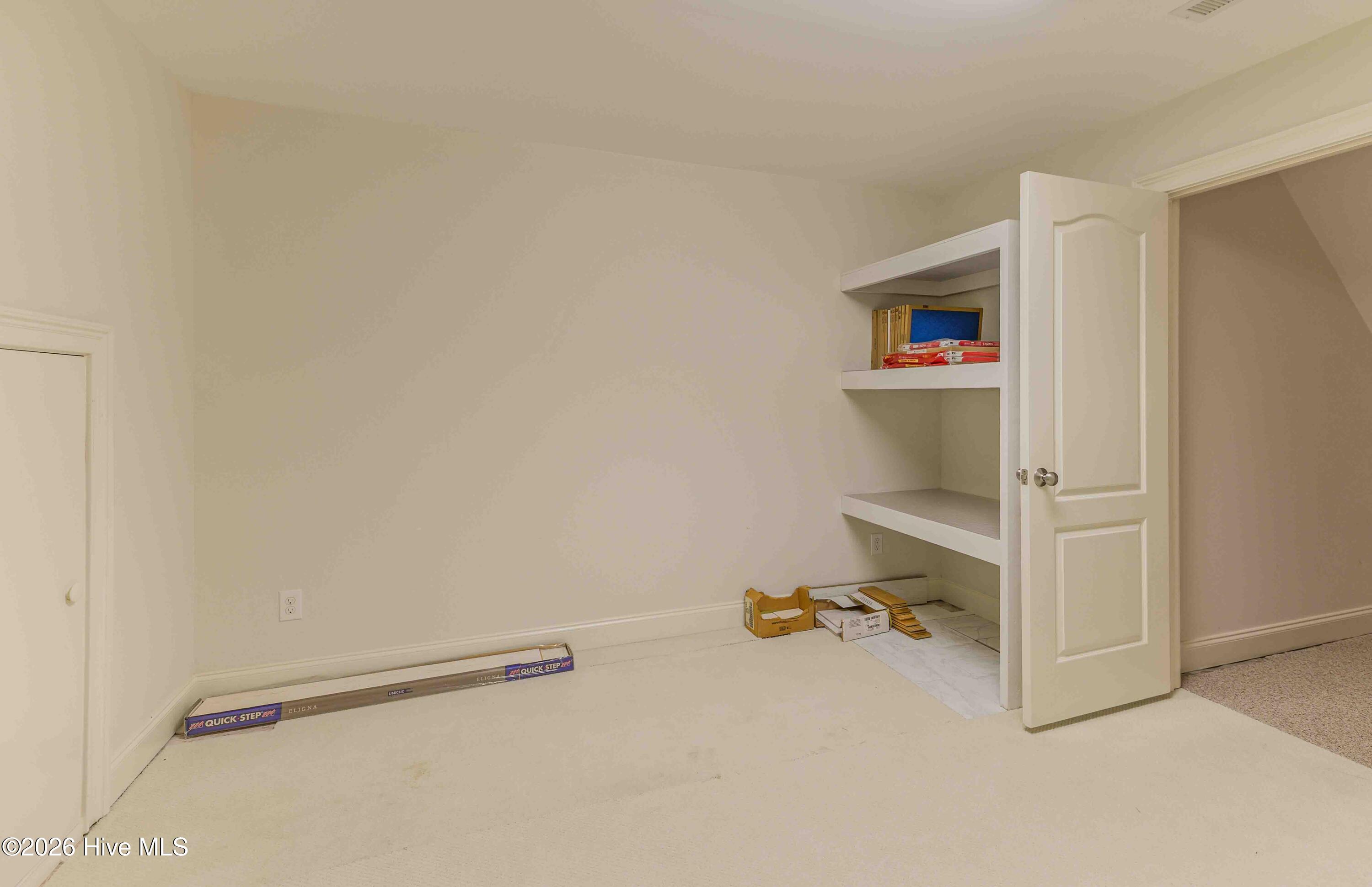 150 N Bracken Fern Lane