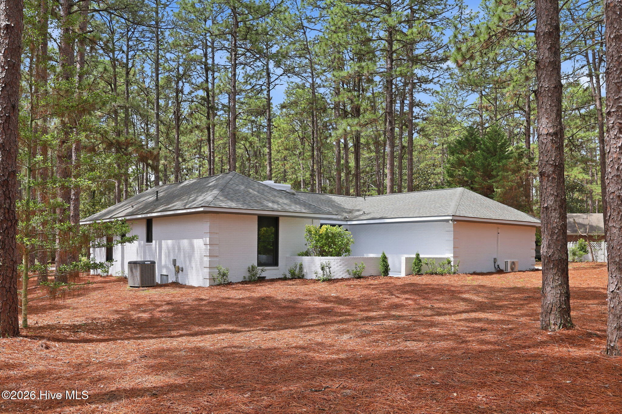 355 Serpentine Drive