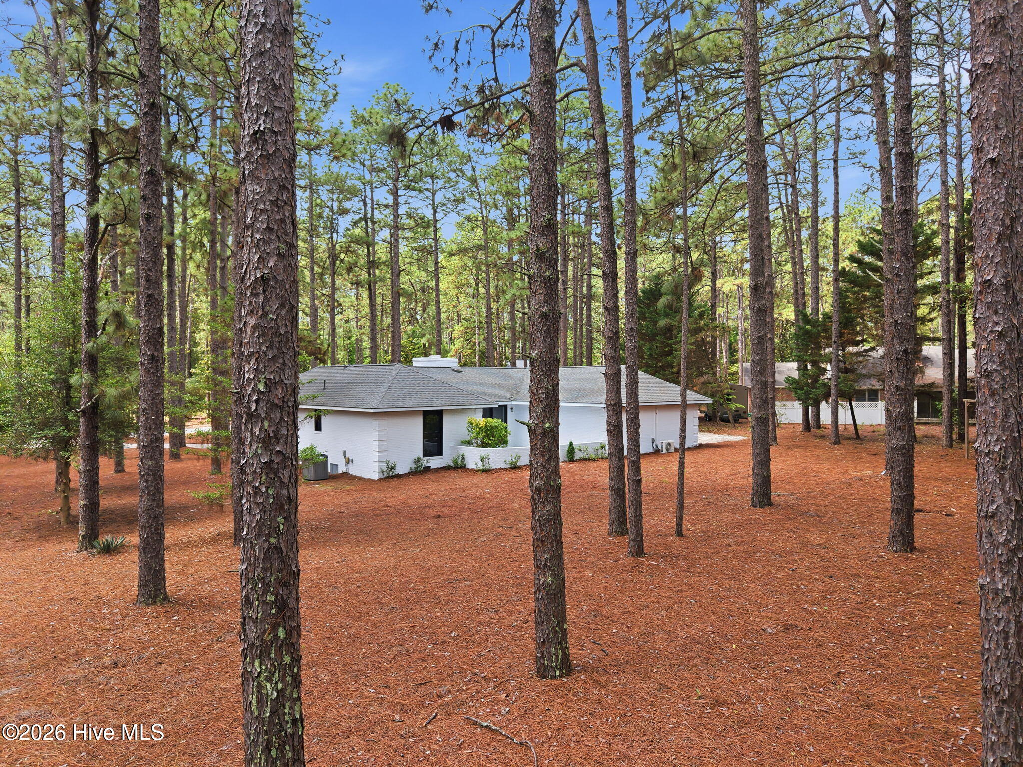 355 Serpentine Drive