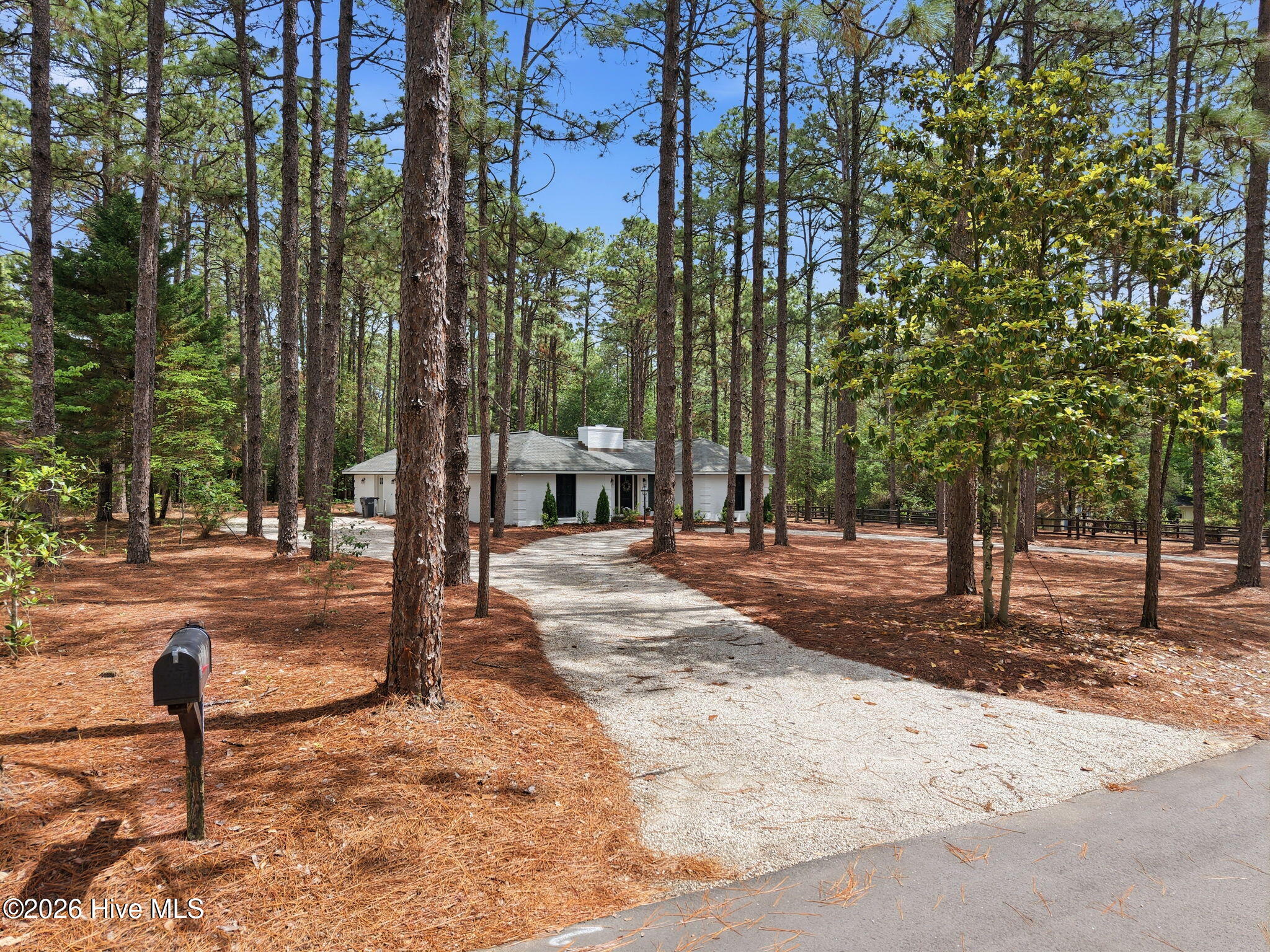 355 Serpentine Drive