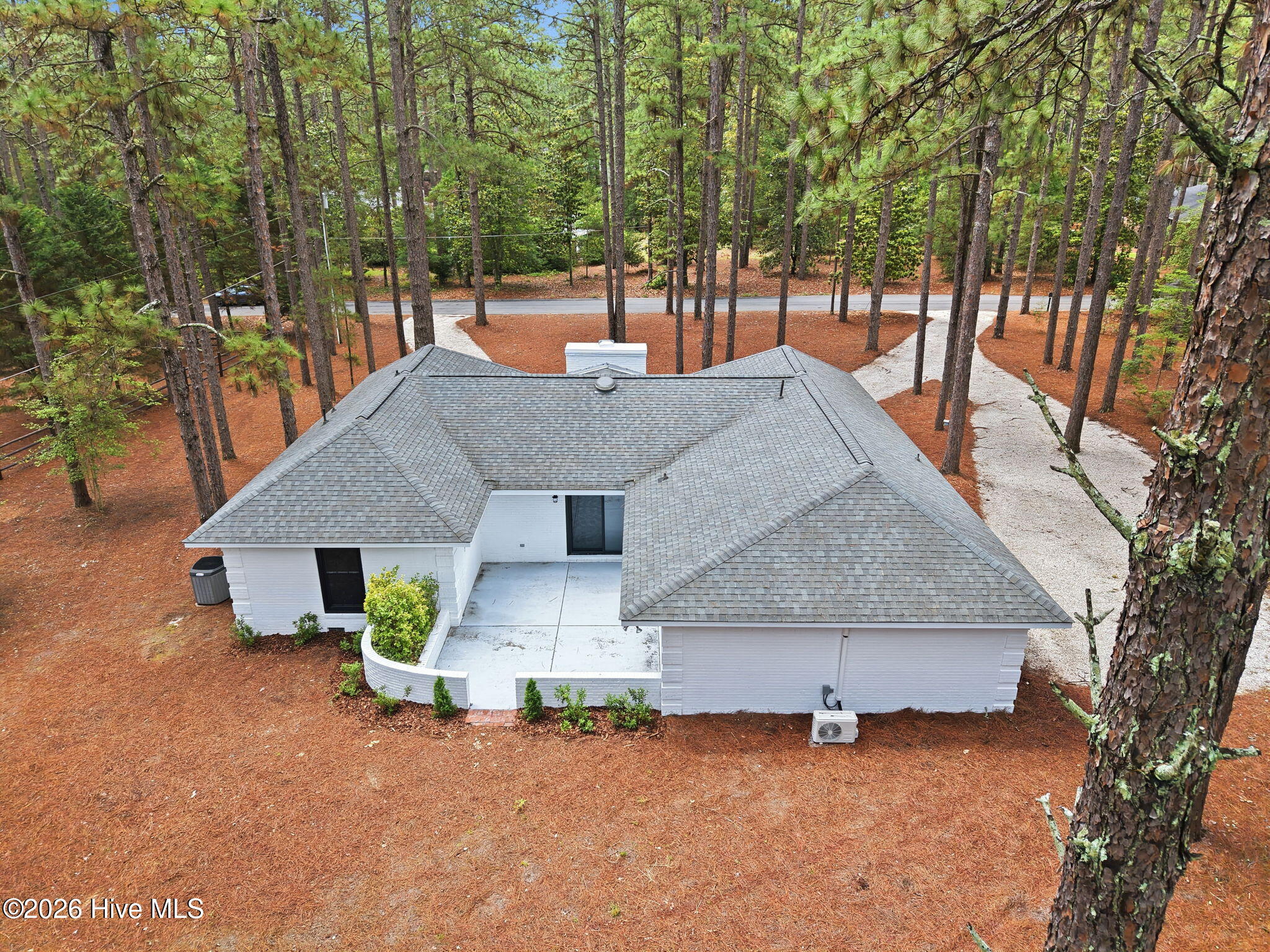 355 Serpentine Drive