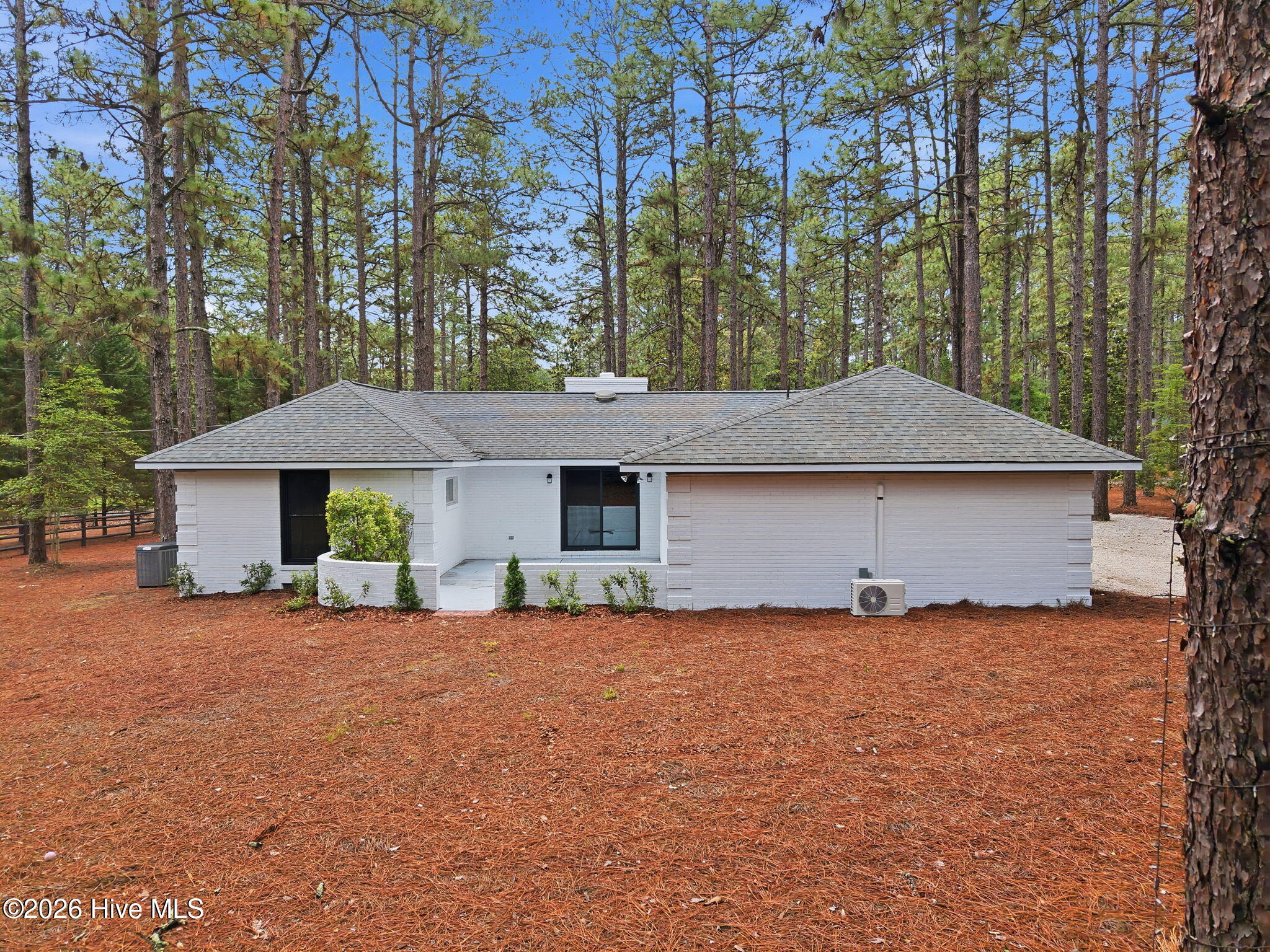 355 Serpentine Drive