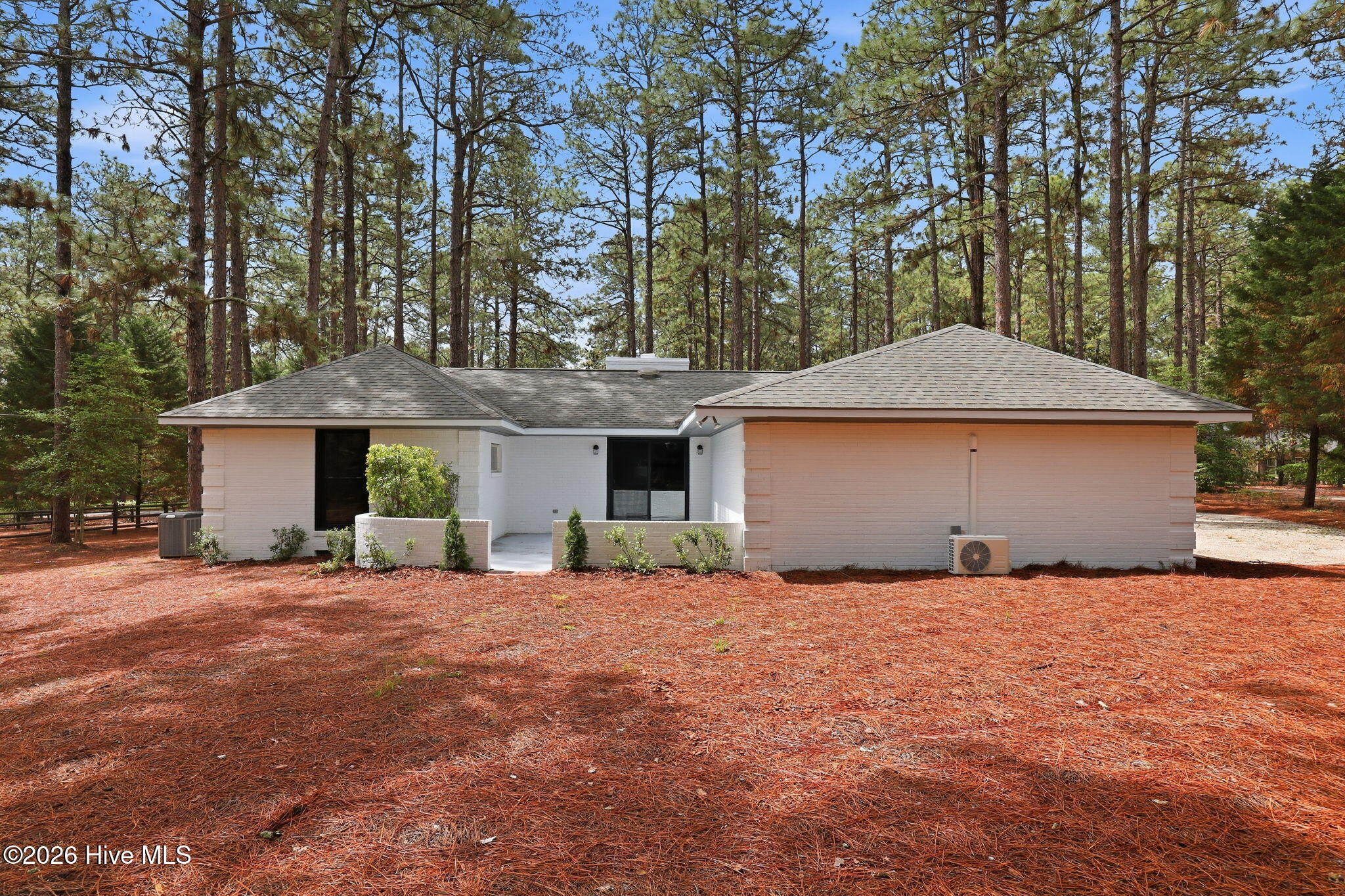 355 Serpentine Drive