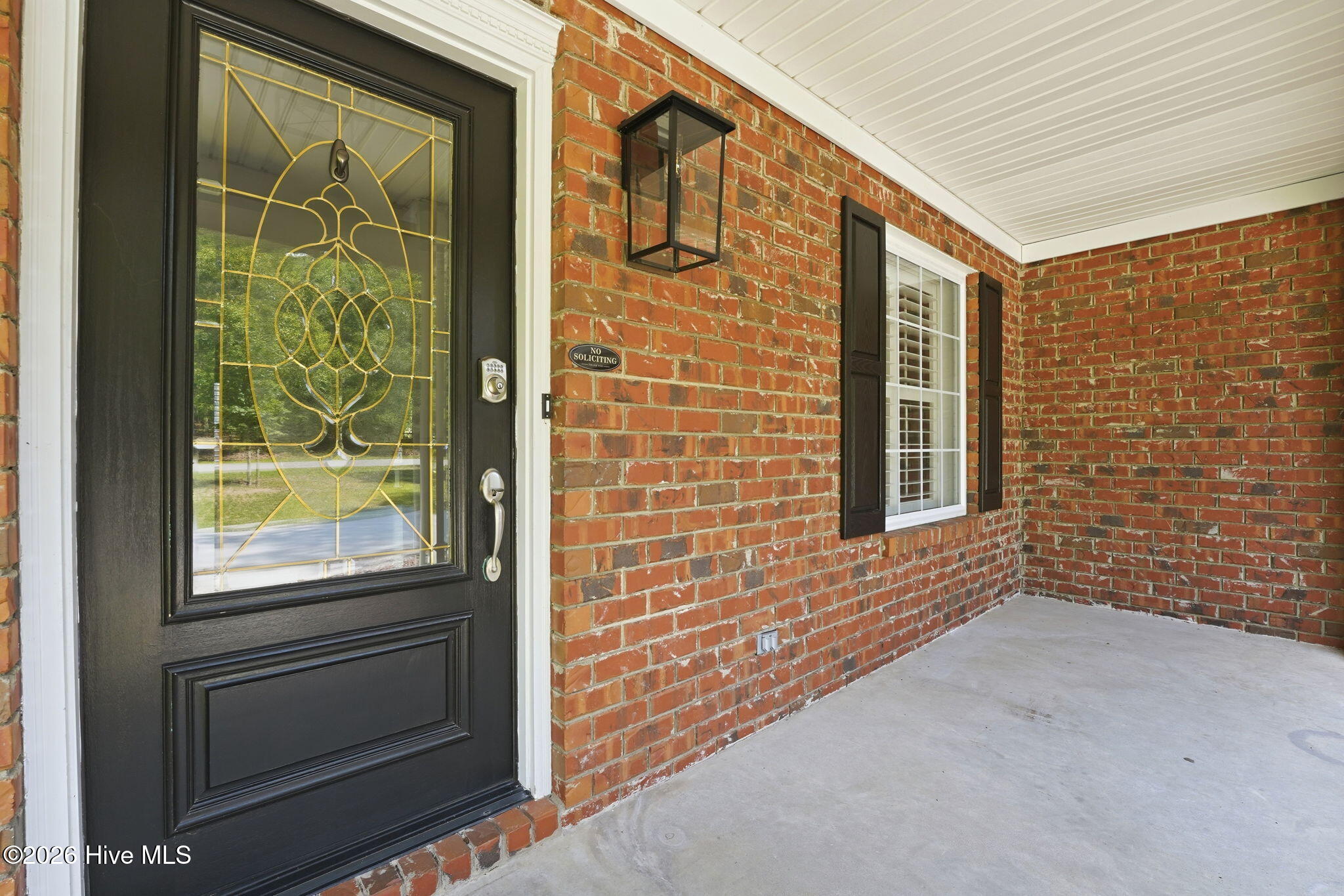2 Ash Court