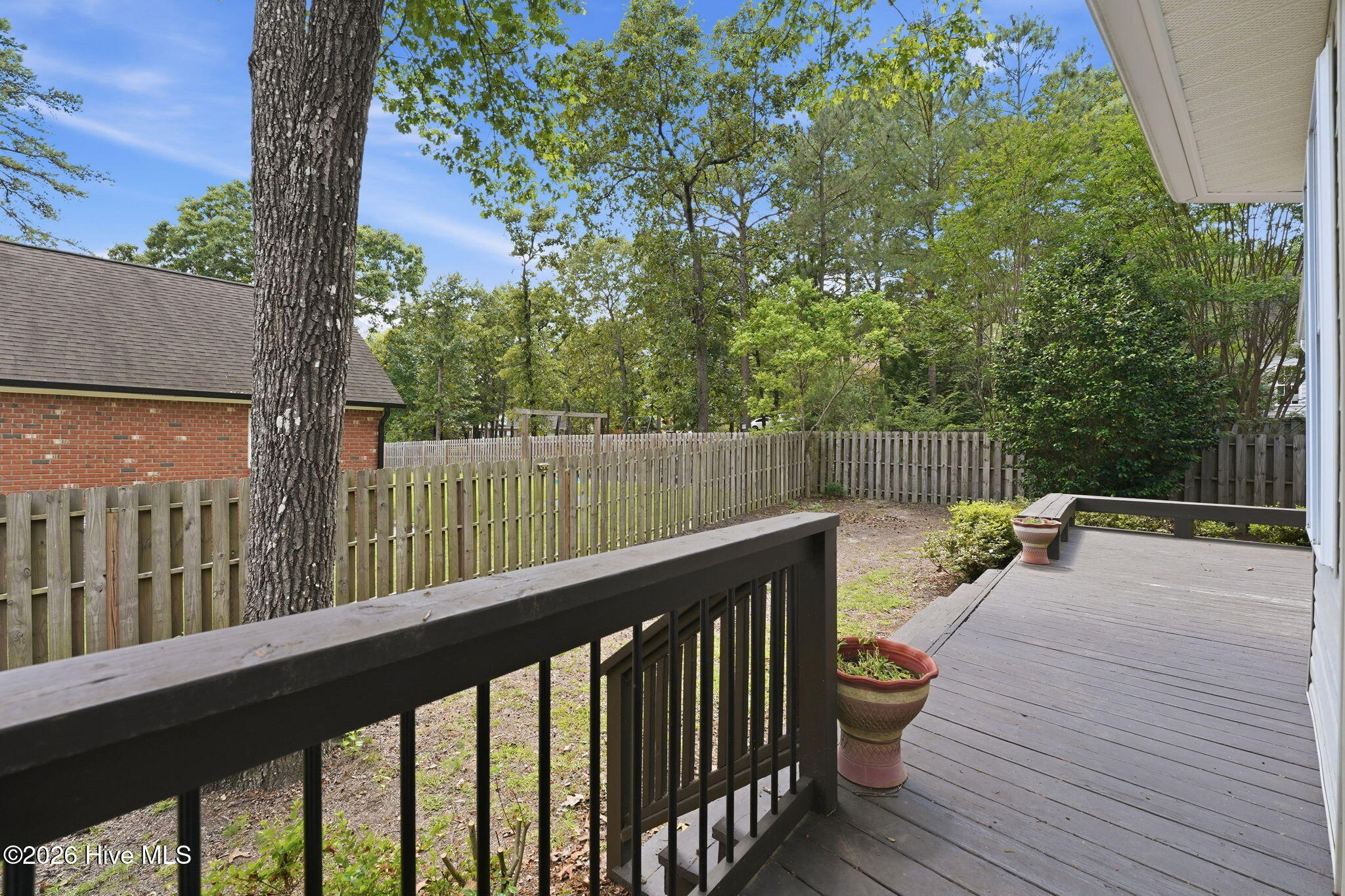 2 Ash Court