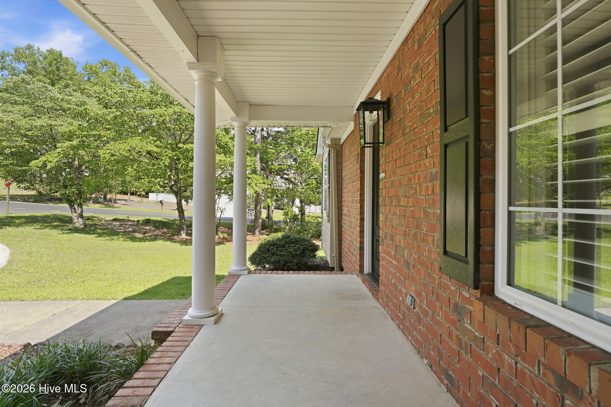 2 Ash Court