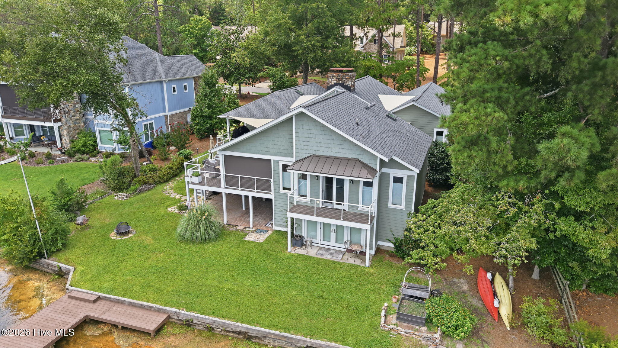 660 Lake Forest Drive SE