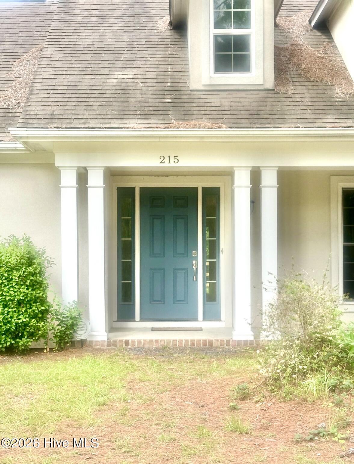 215 Horseshoe Drive