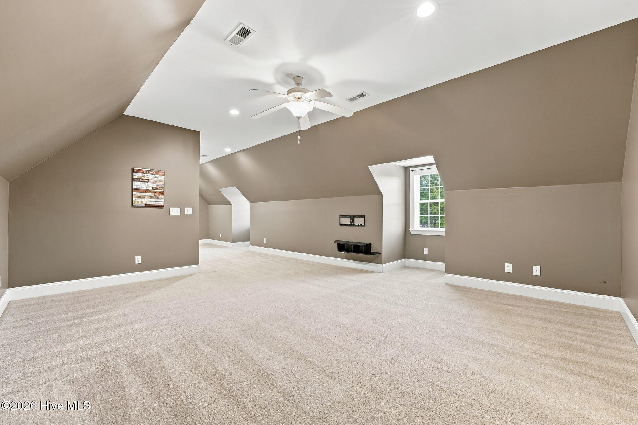5 Stallion Place