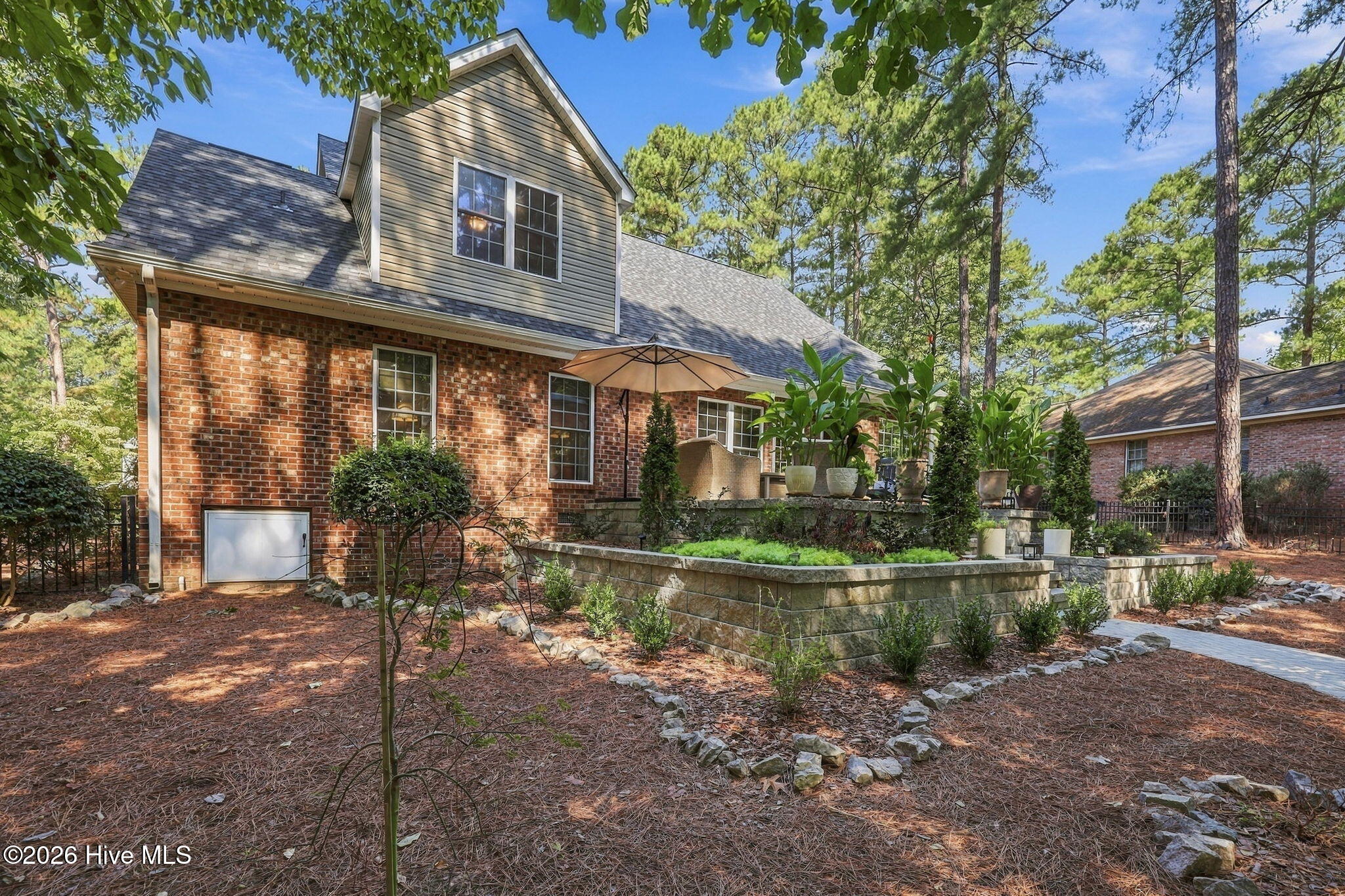 12 Cedar Lane