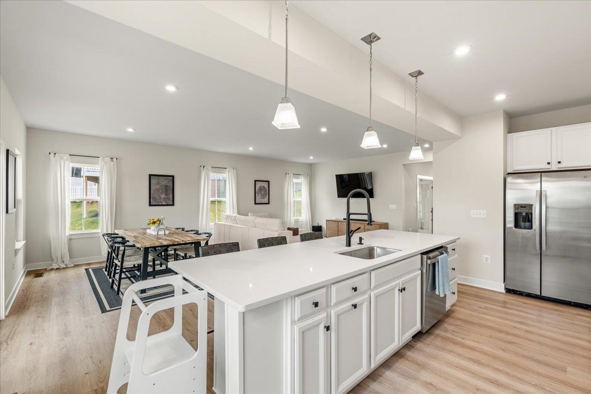 2774 DORVAL RD