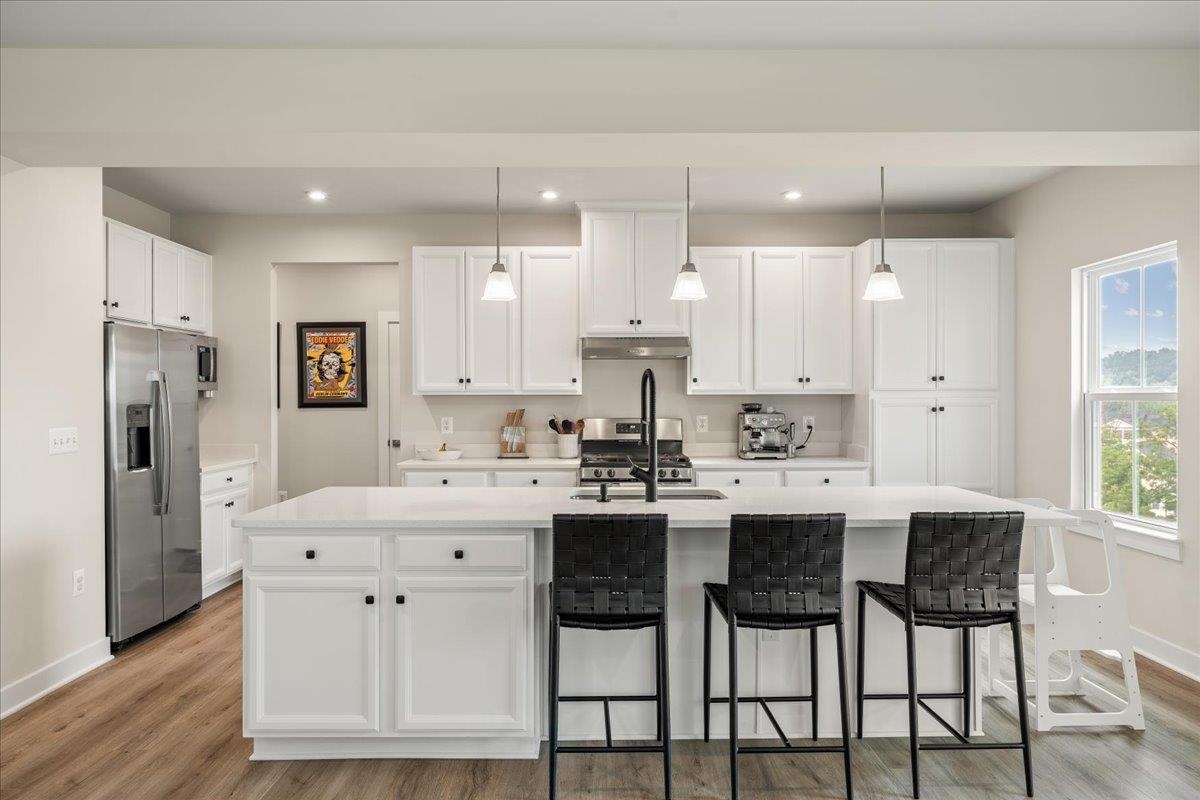 2774 DORVAL RD