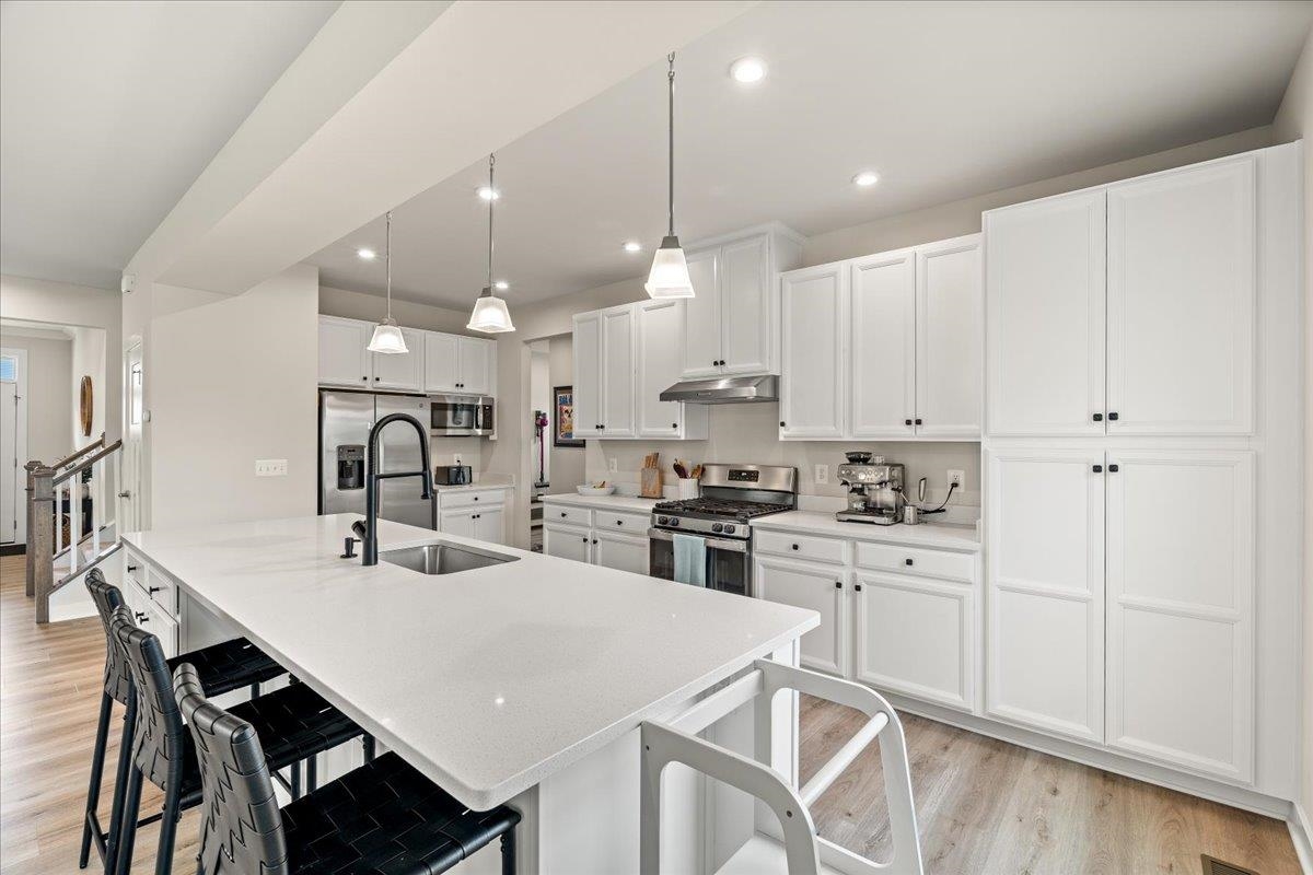 2774 DORVAL RD