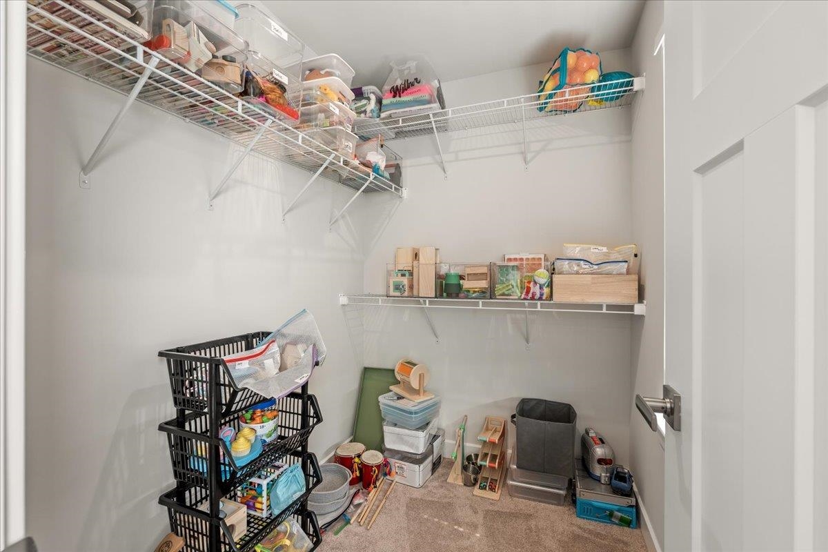 2774 DORVAL RD
