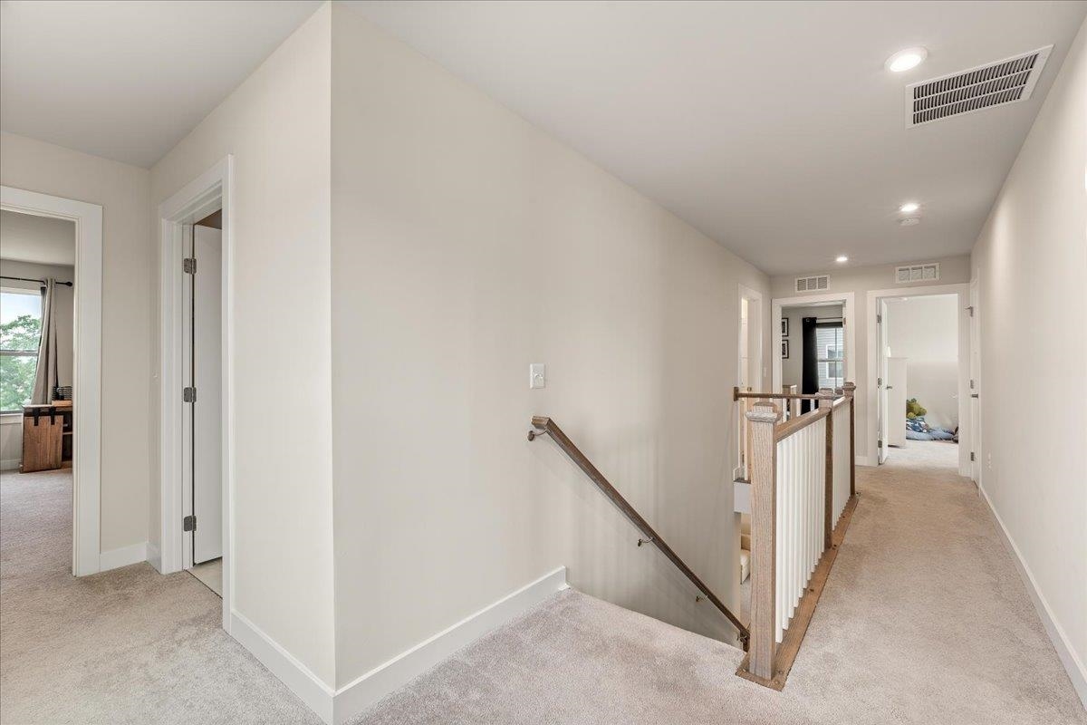 2774 DORVAL RD