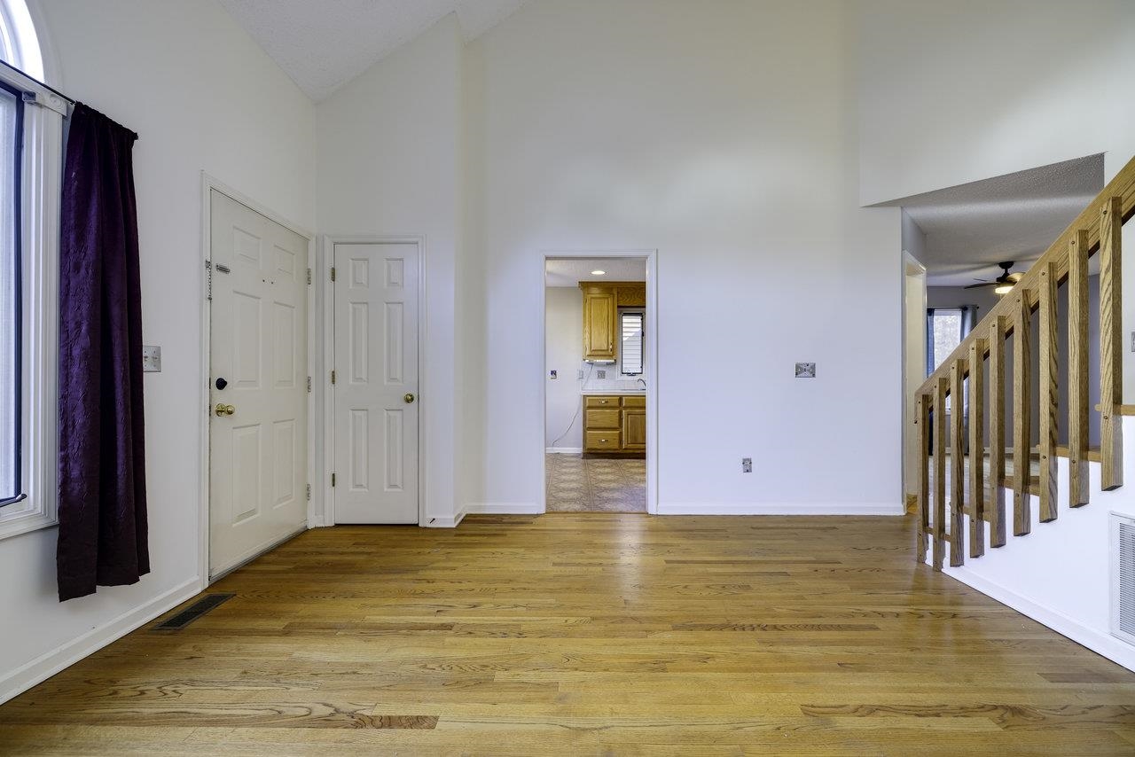 174 IDLEWOOD BLVD