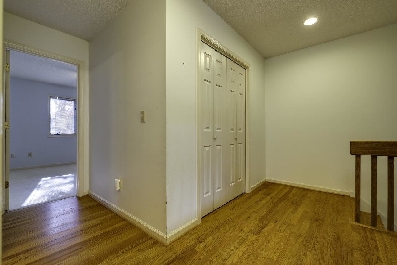 174 IDLEWOOD BLVD