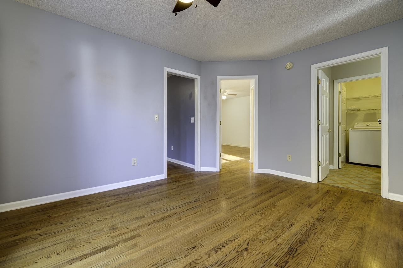 174 IDLEWOOD BLVD