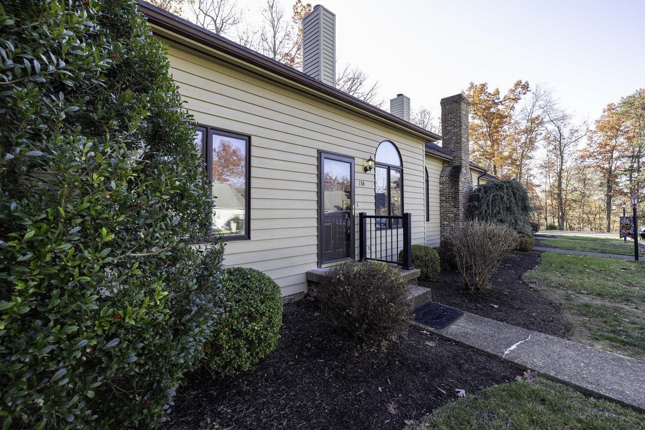 174 IDLEWOOD BLVD