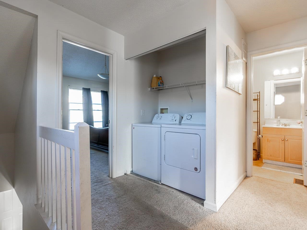 2387 AVALON WOODS DR