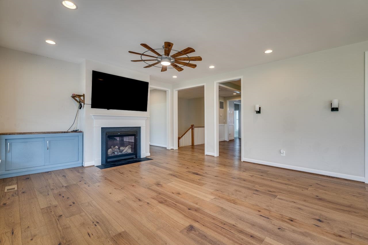 3110 CLUBHOUSE HILL RD