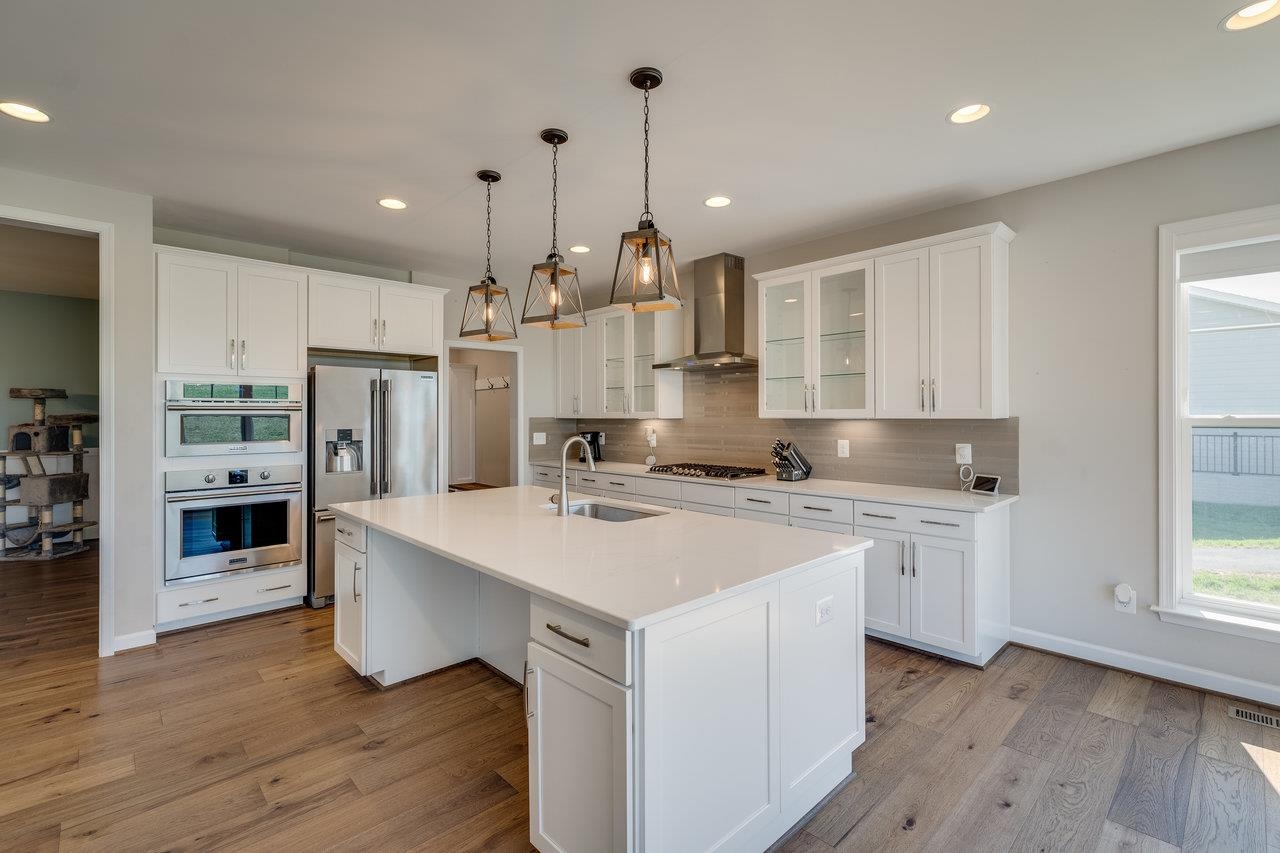 3110 CLUBHOUSE HILL RD