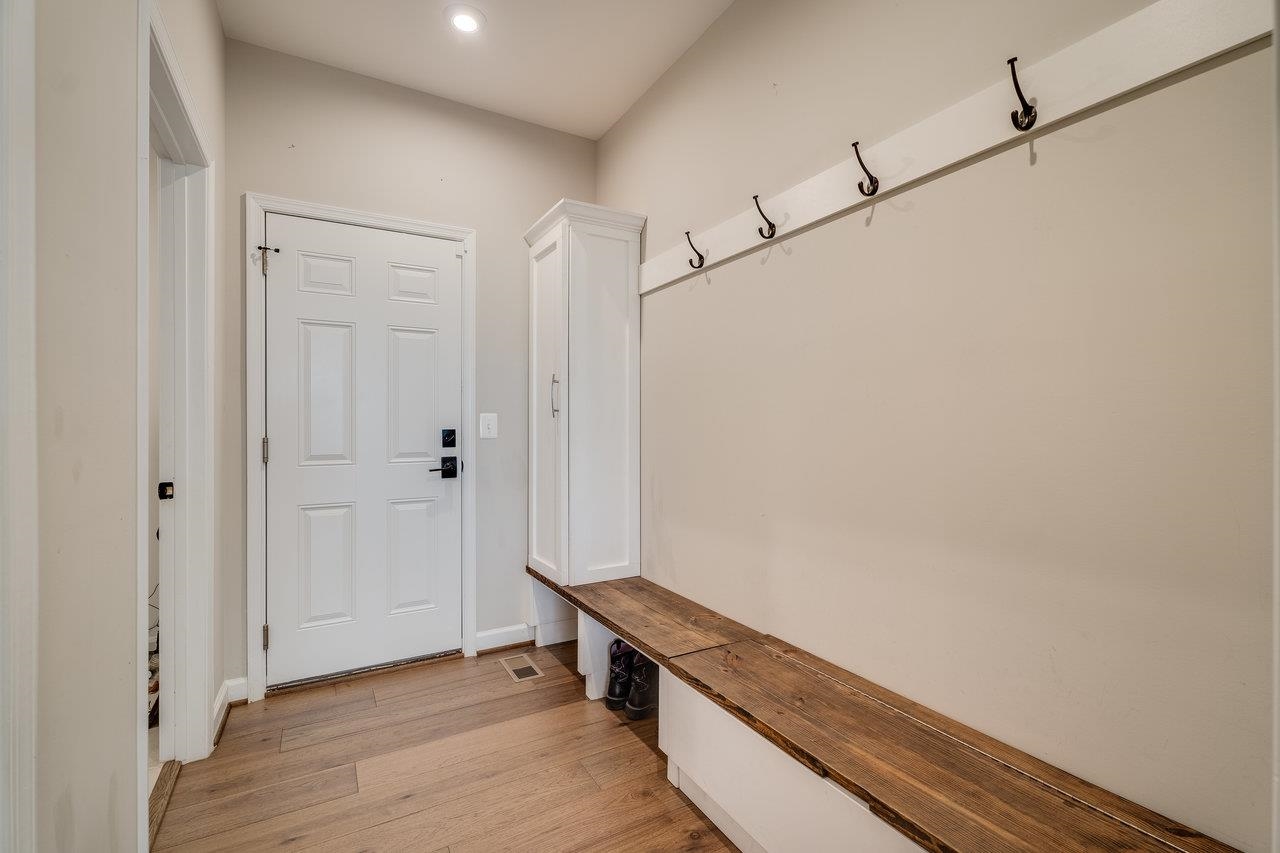 3110 CLUBHOUSE HILL RD