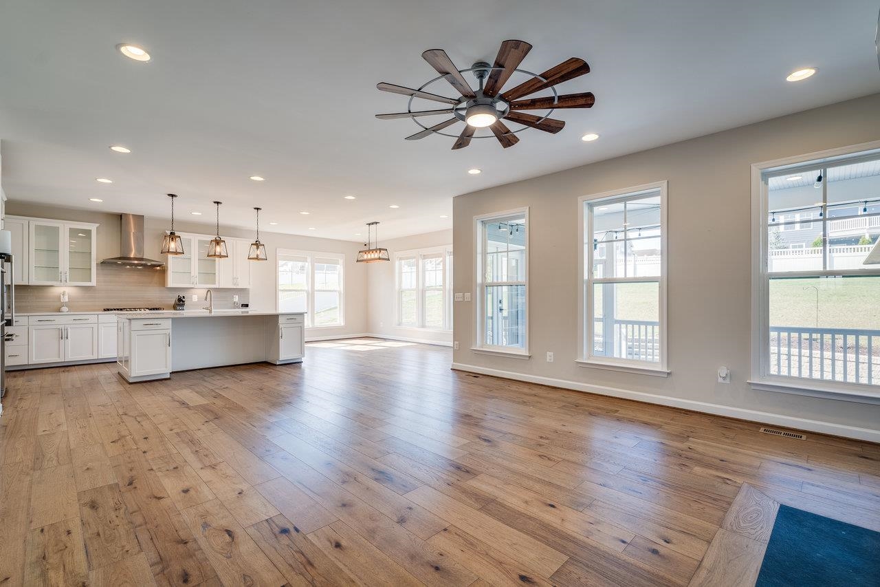 3110 CLUBHOUSE HILL RD