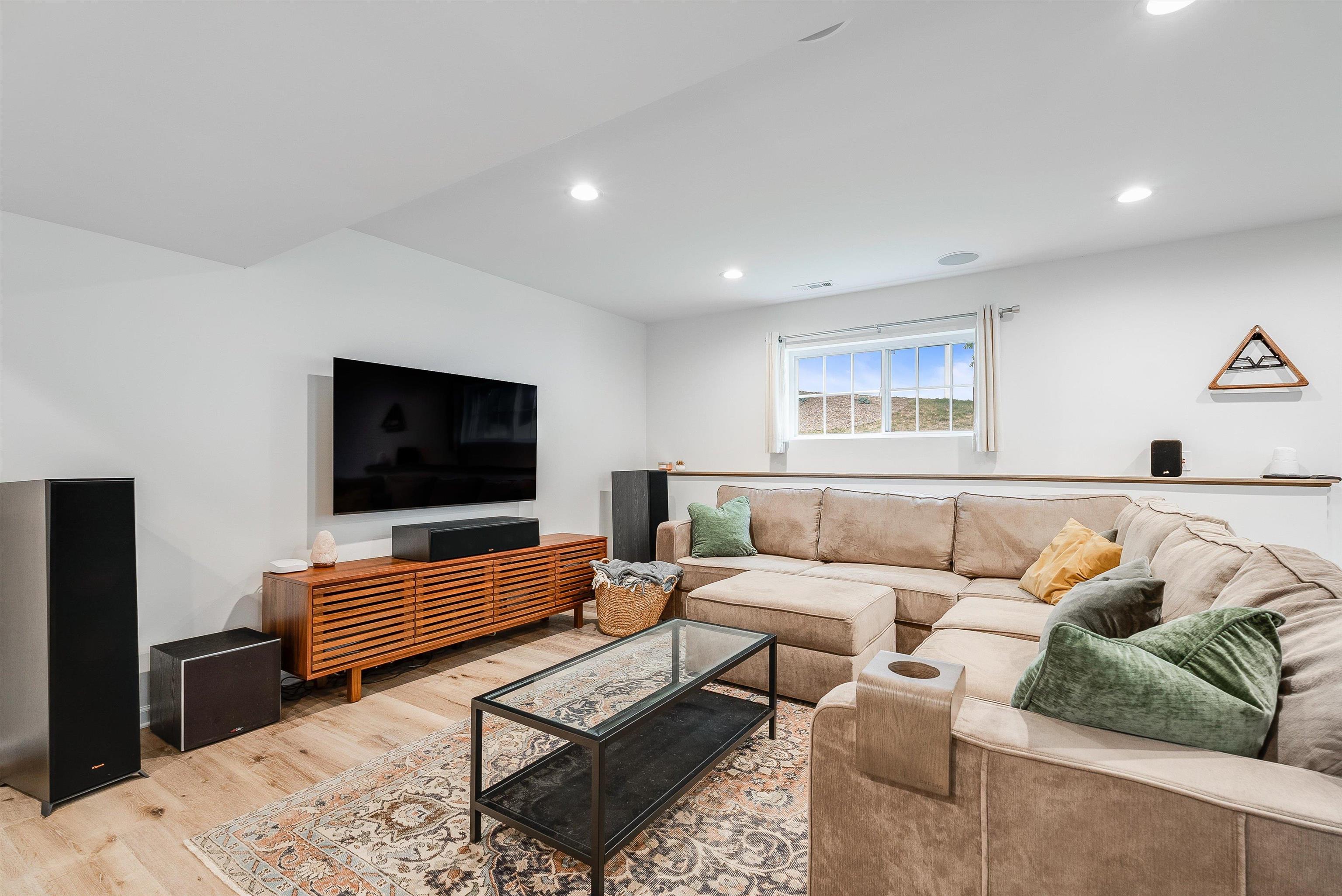 1350 LITTLE SORRELL DR