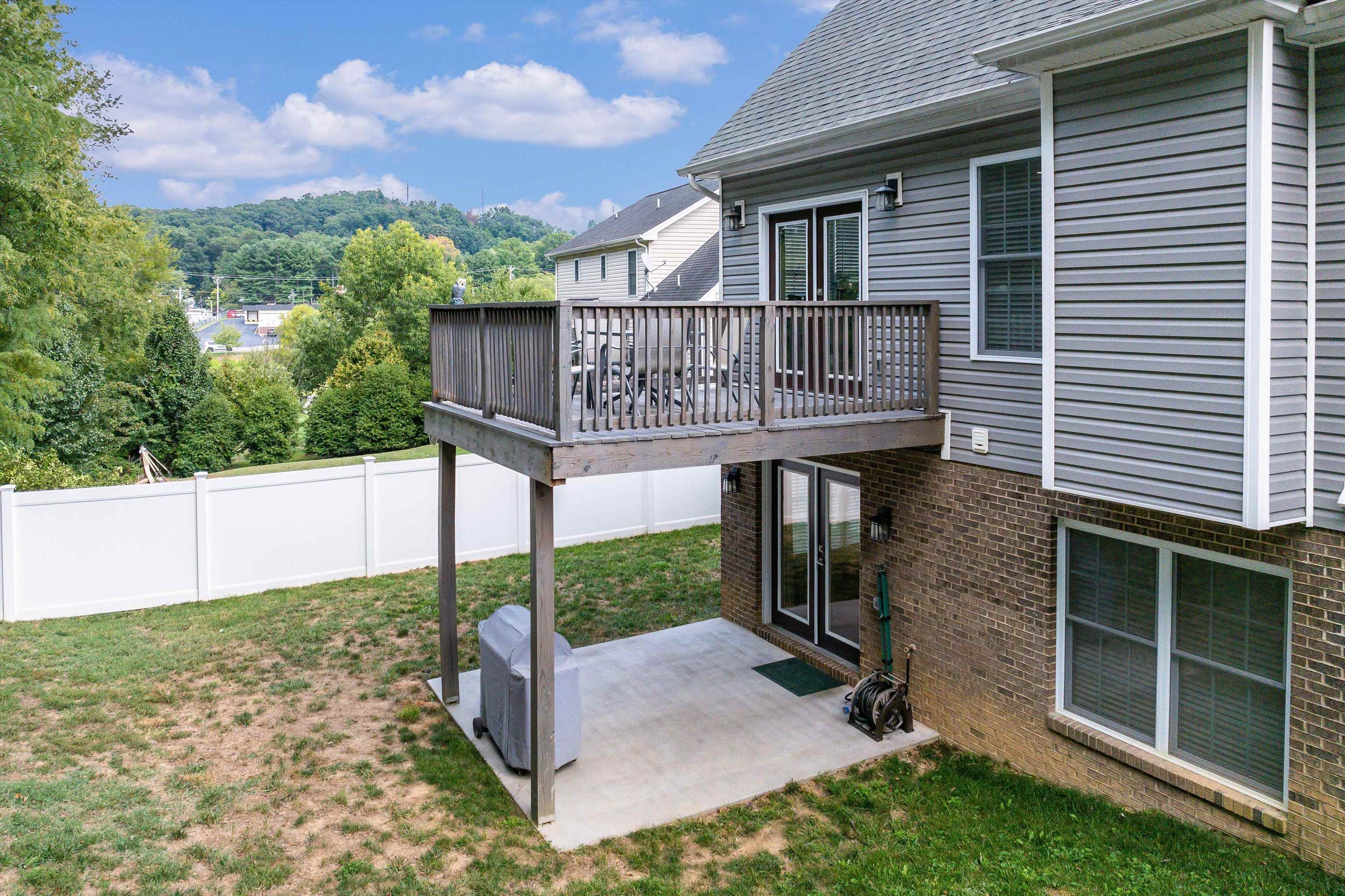 1350 LITTLE SORRELL DR