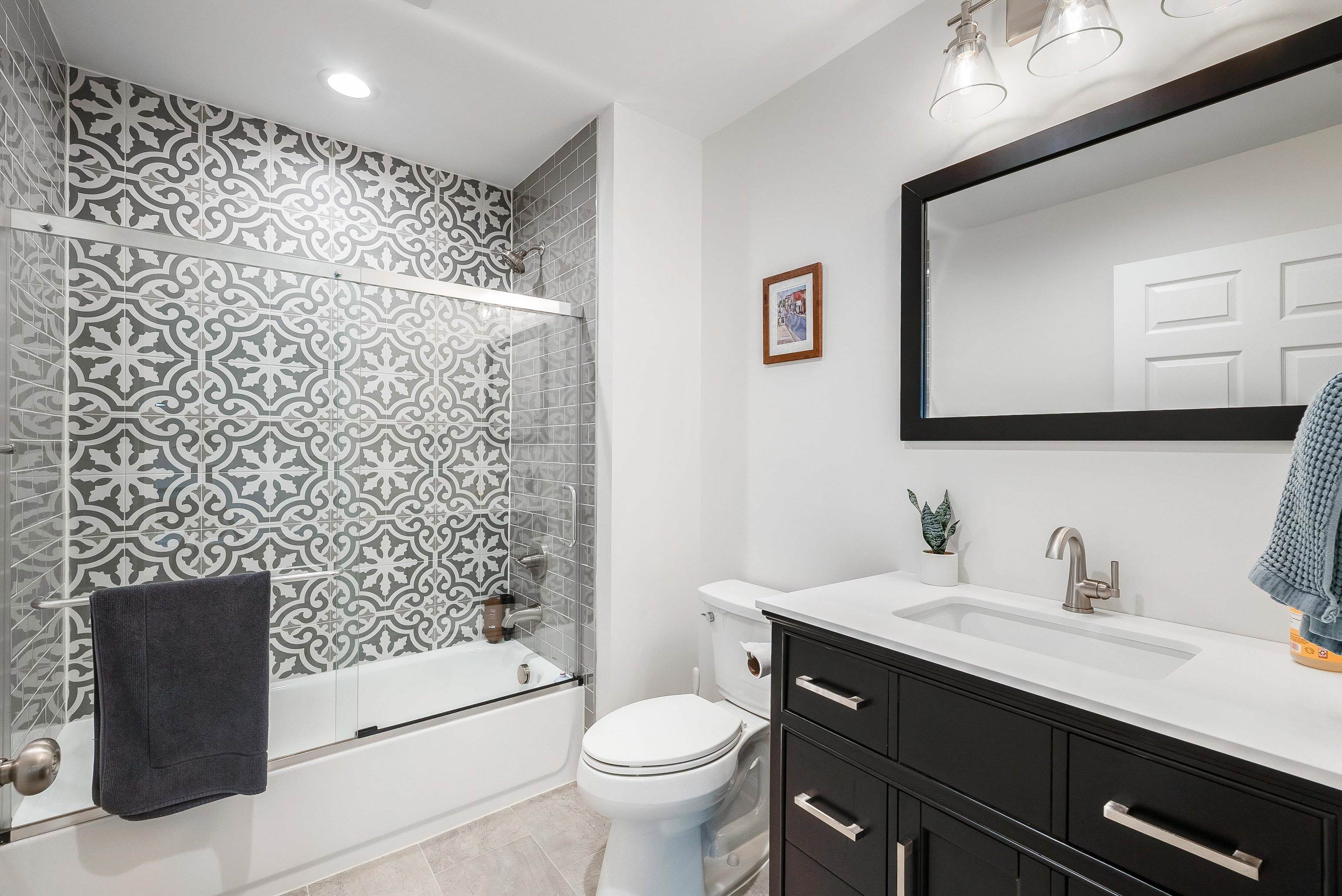 1350 LITTLE SORRELL DR