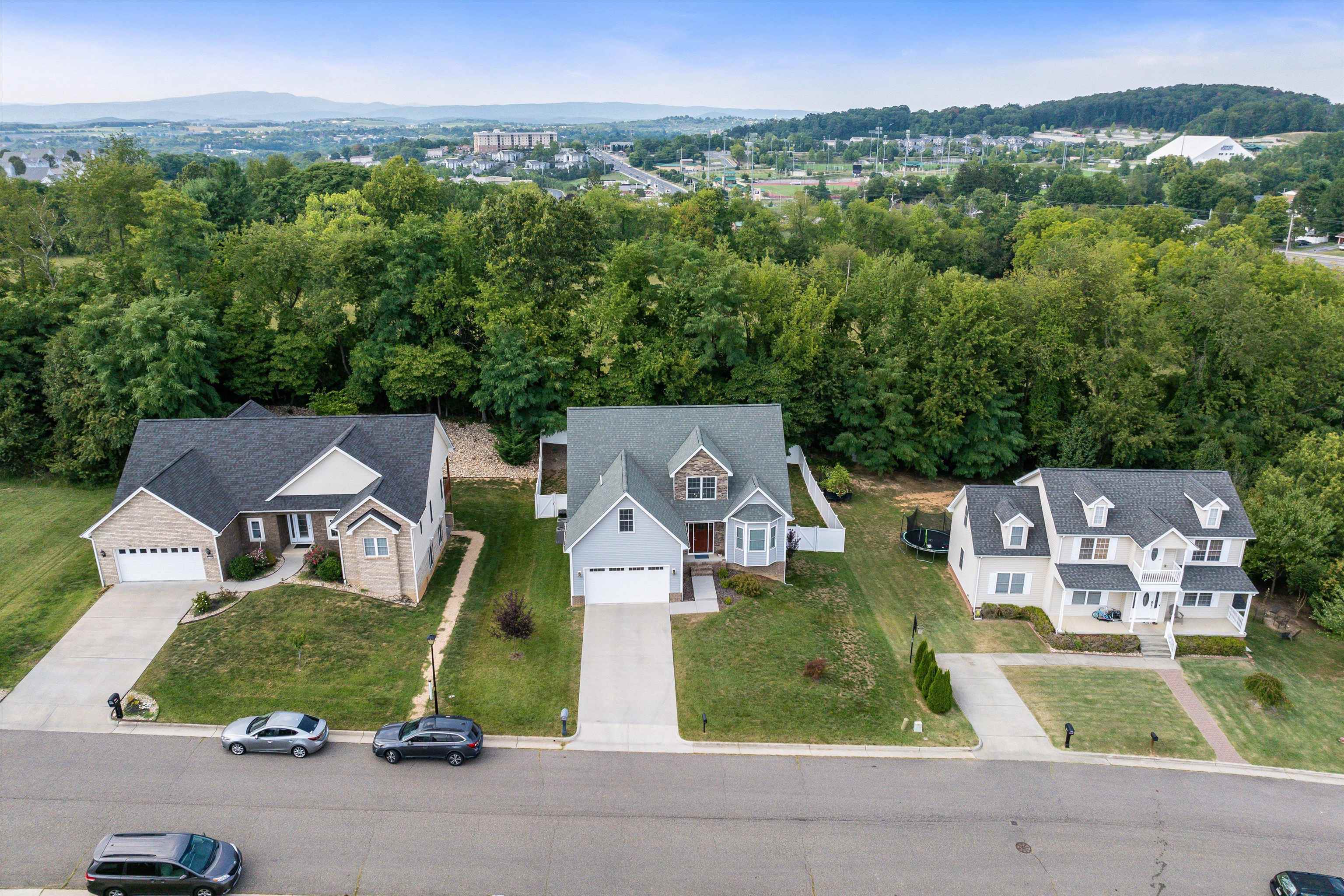 1350 LITTLE SORRELL DR