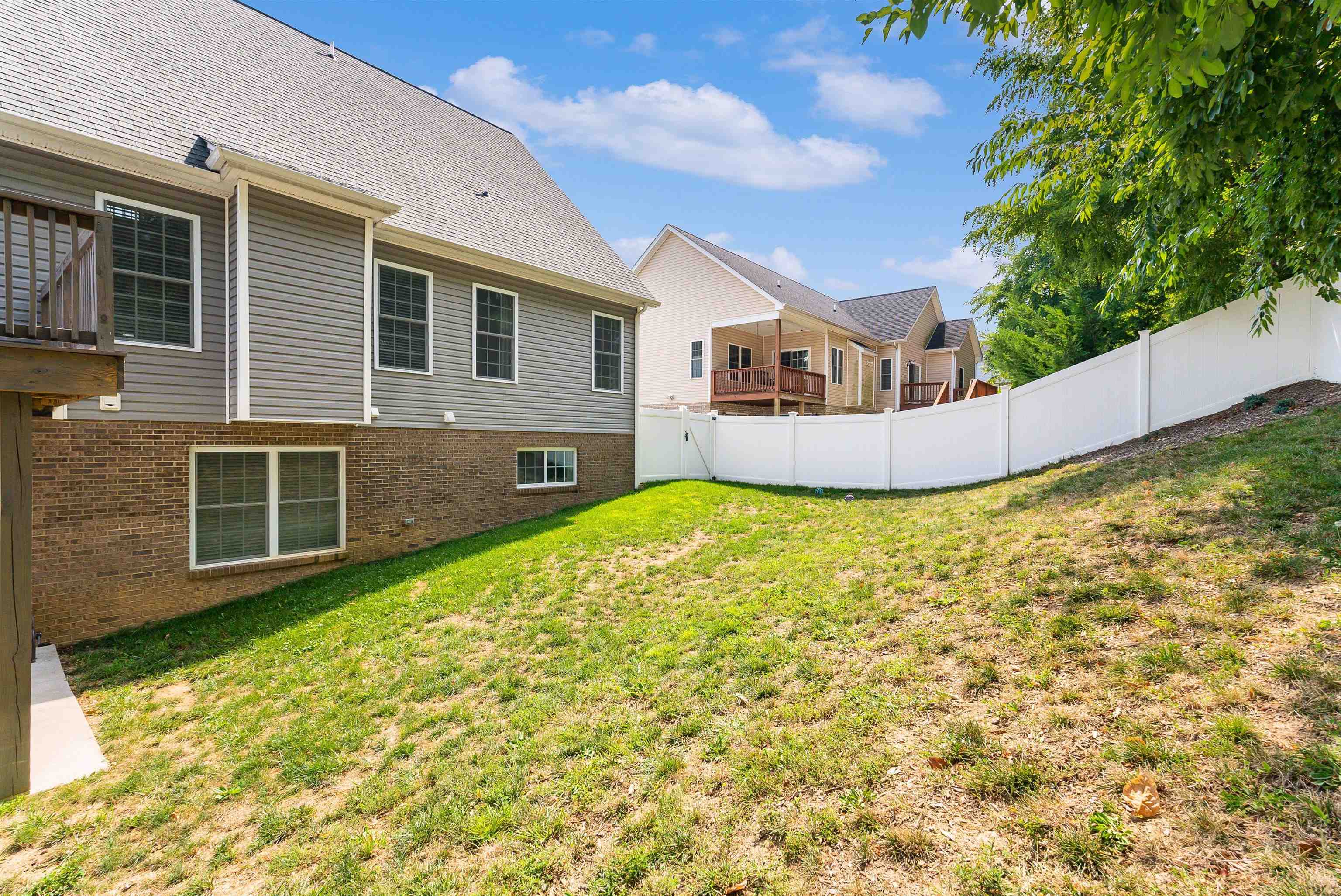 1350 LITTLE SORRELL DR