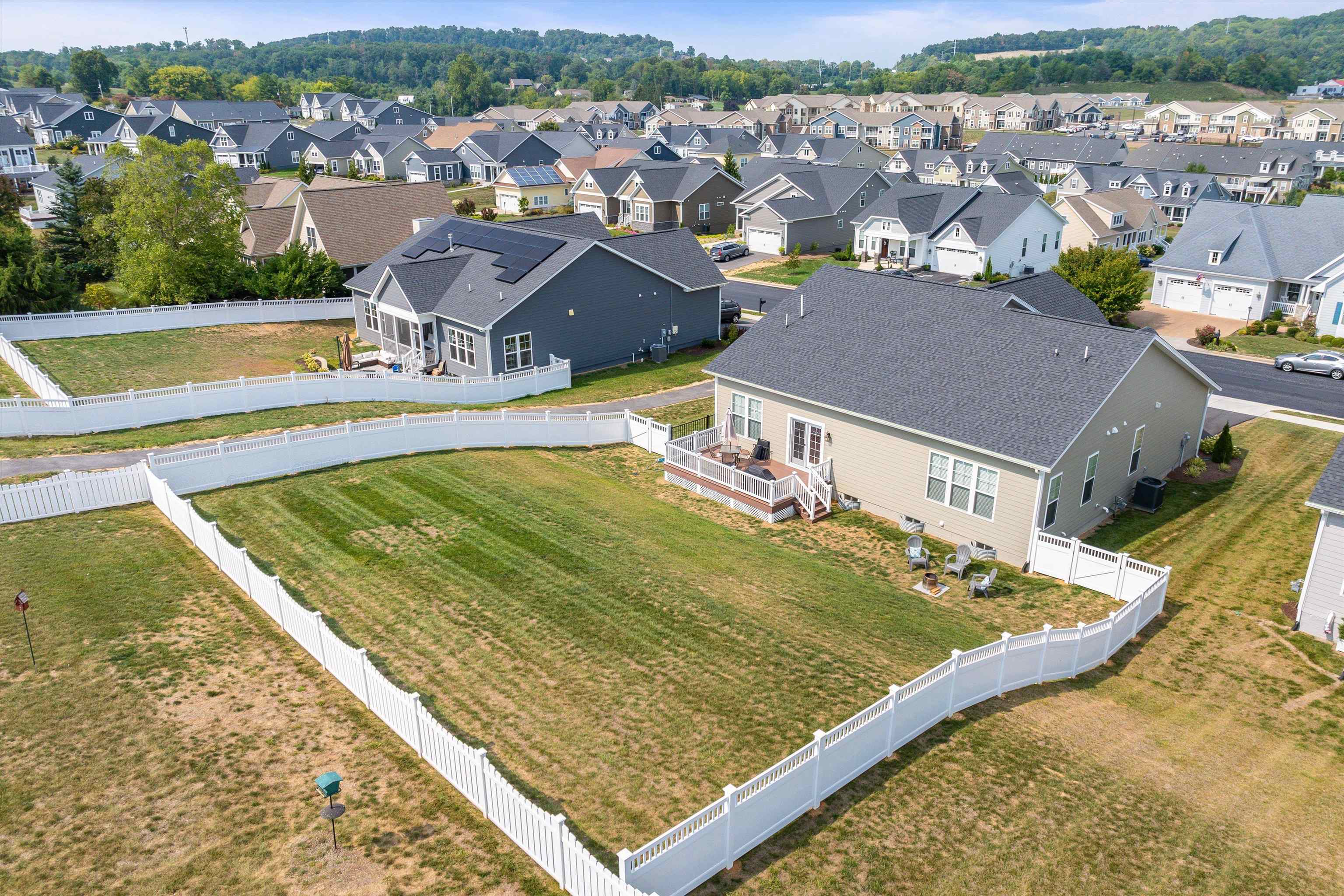 3130 CLUBHOUSE HILL RD