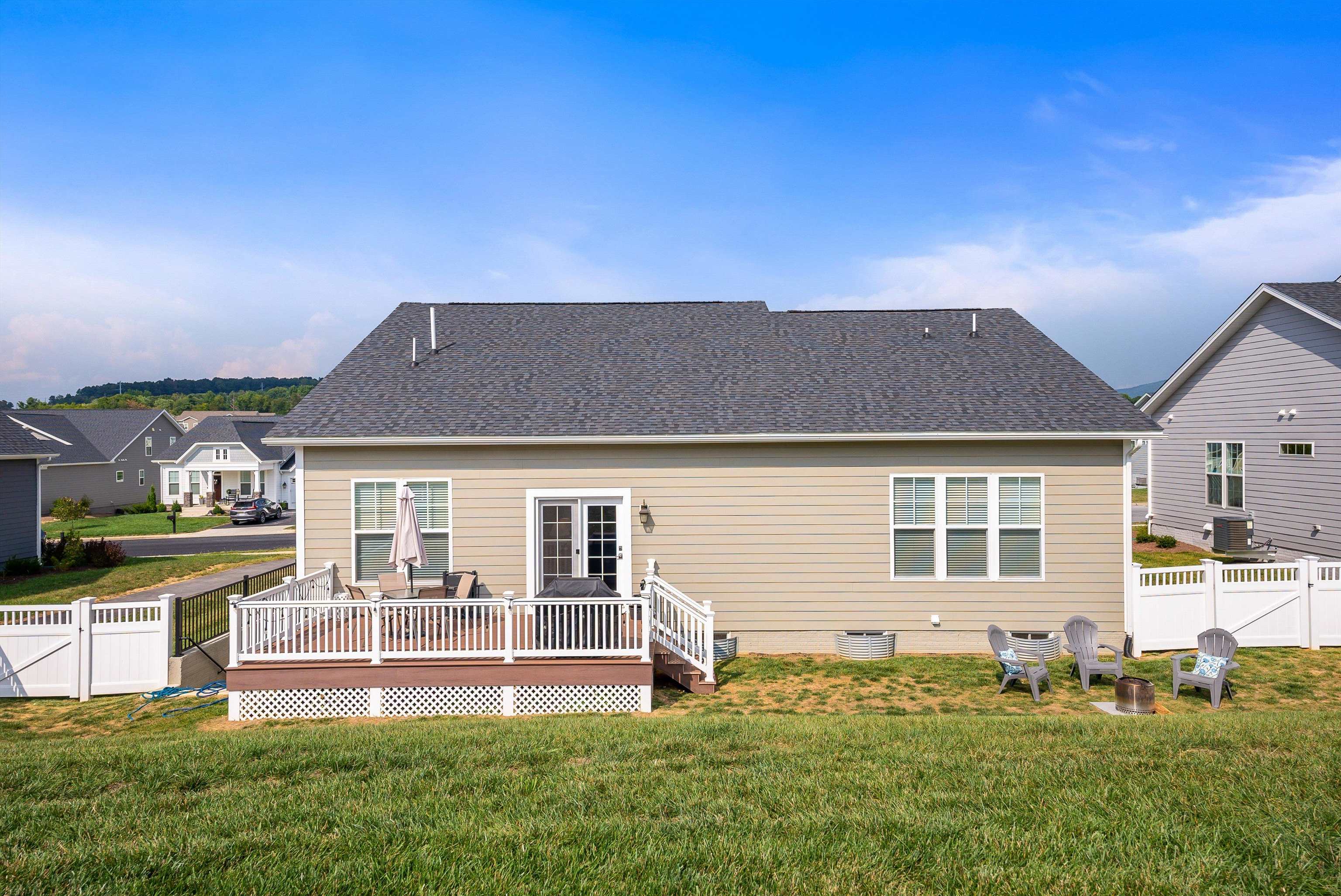 3130 CLUBHOUSE HILL RD