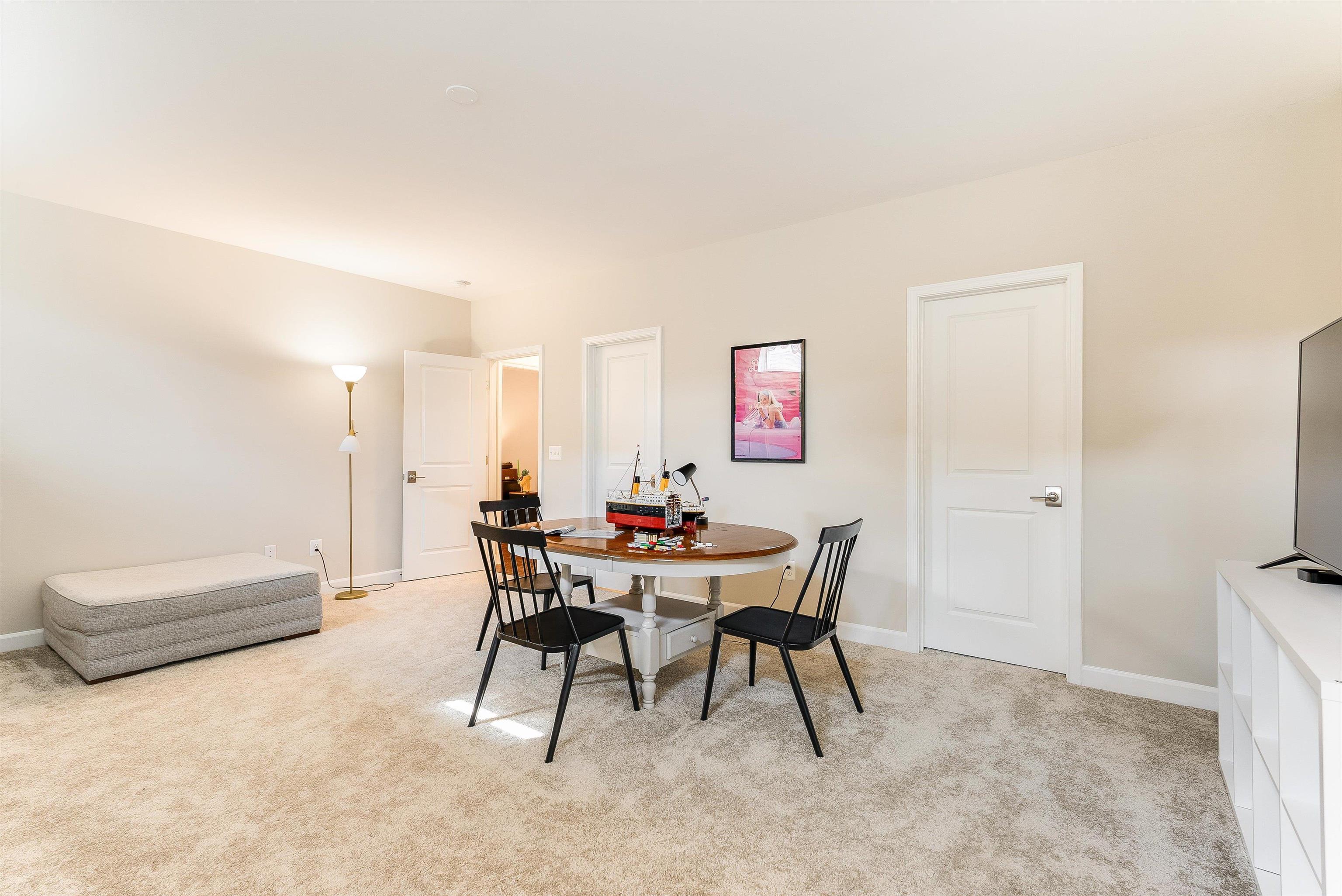 3130 CLUBHOUSE HILL RD