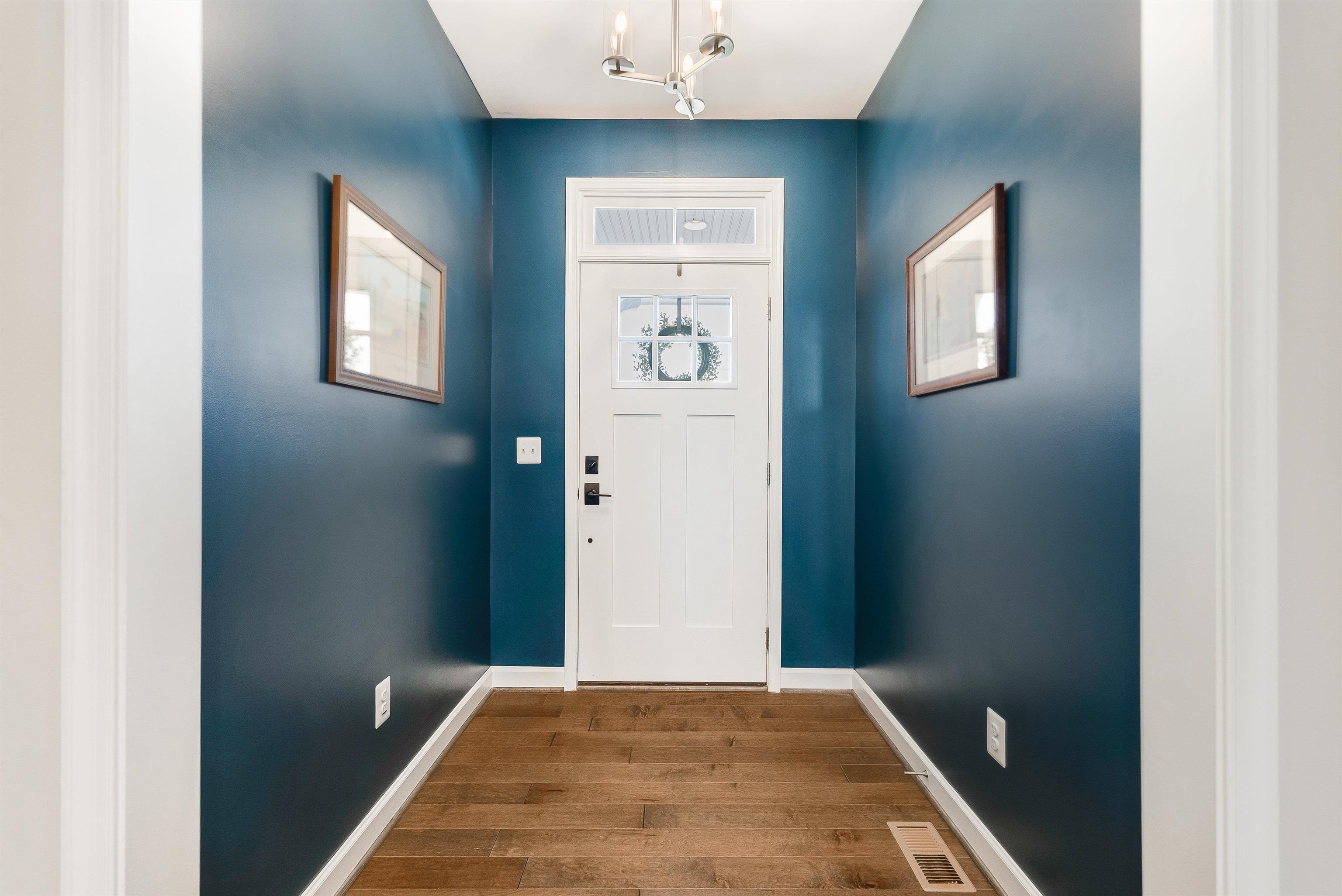 3130 CLUBHOUSE HILL RD