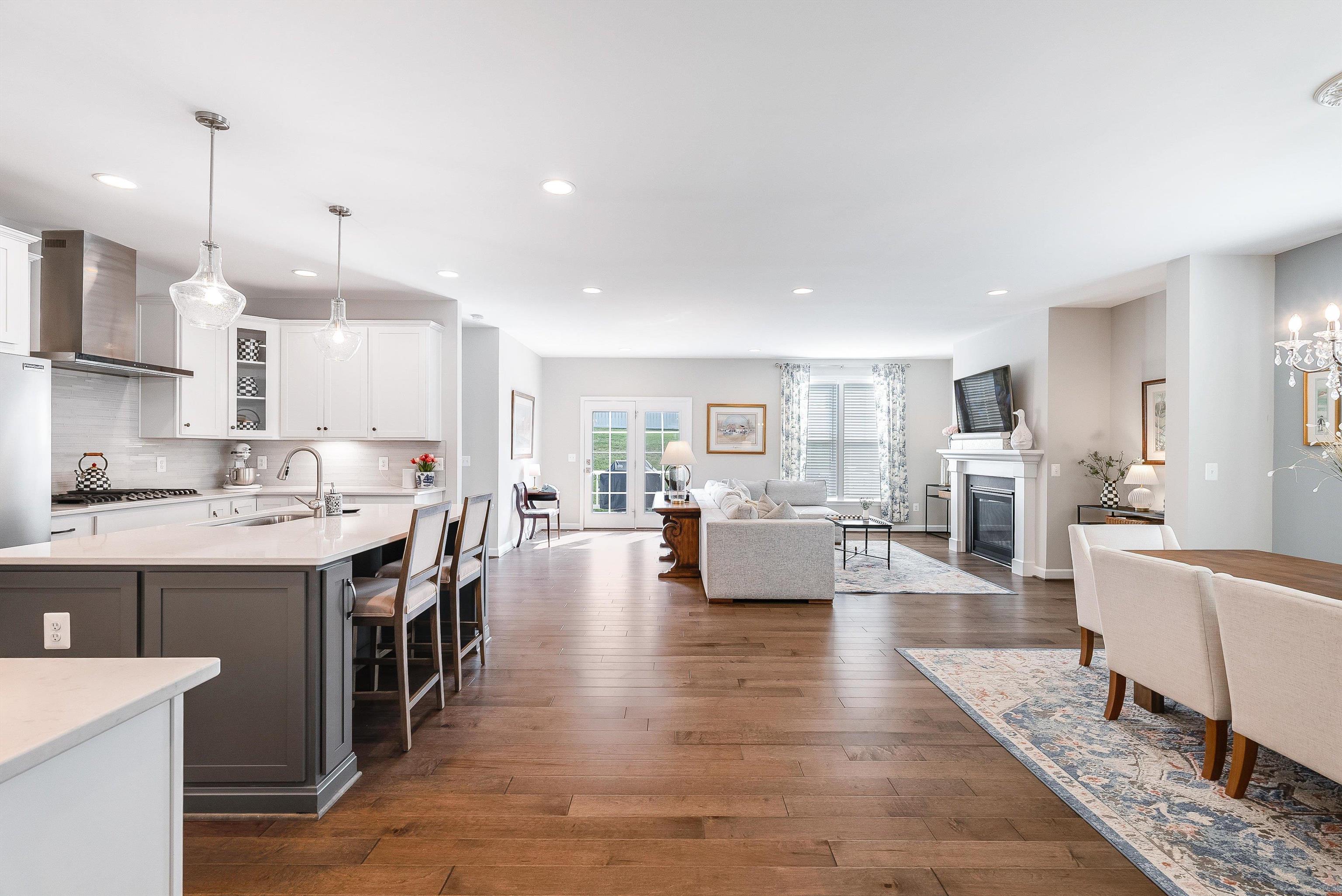 3130 CLUBHOUSE HILL RD